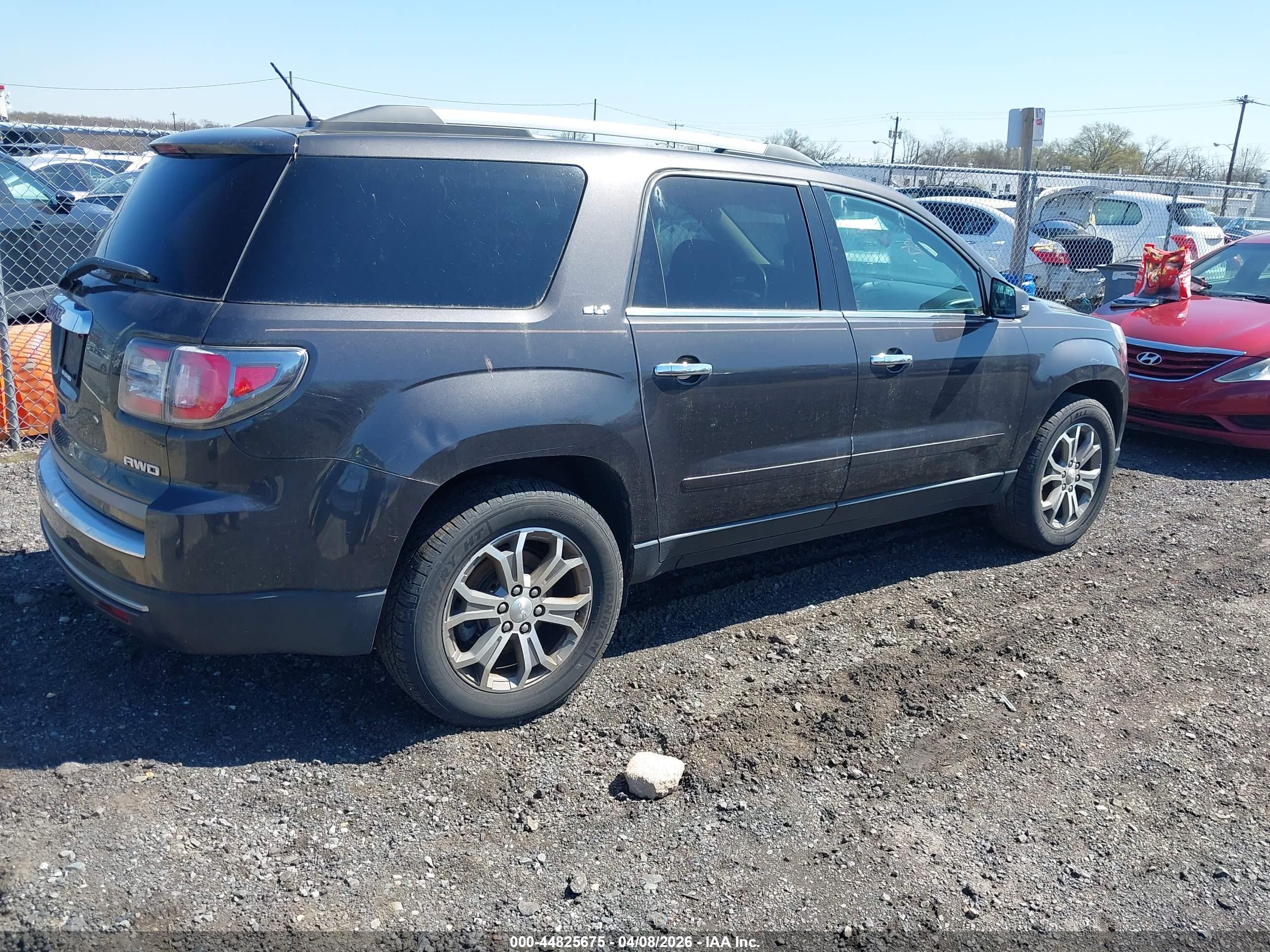 GMC ACADIA image 4