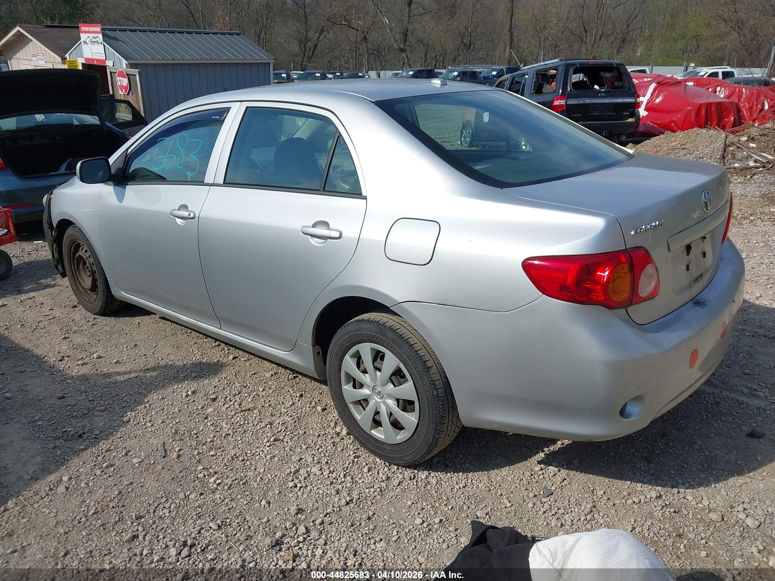 TOYOTA COROLLA image 3
