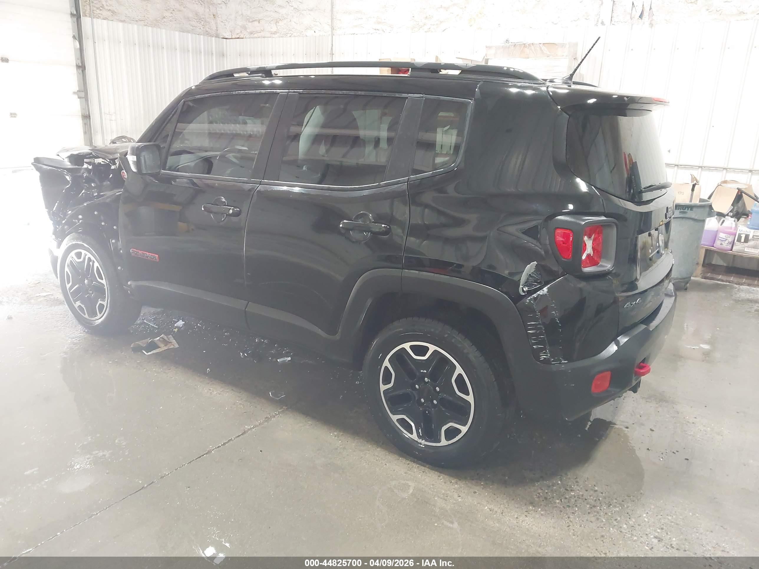 JEEP RENEGADE image 3