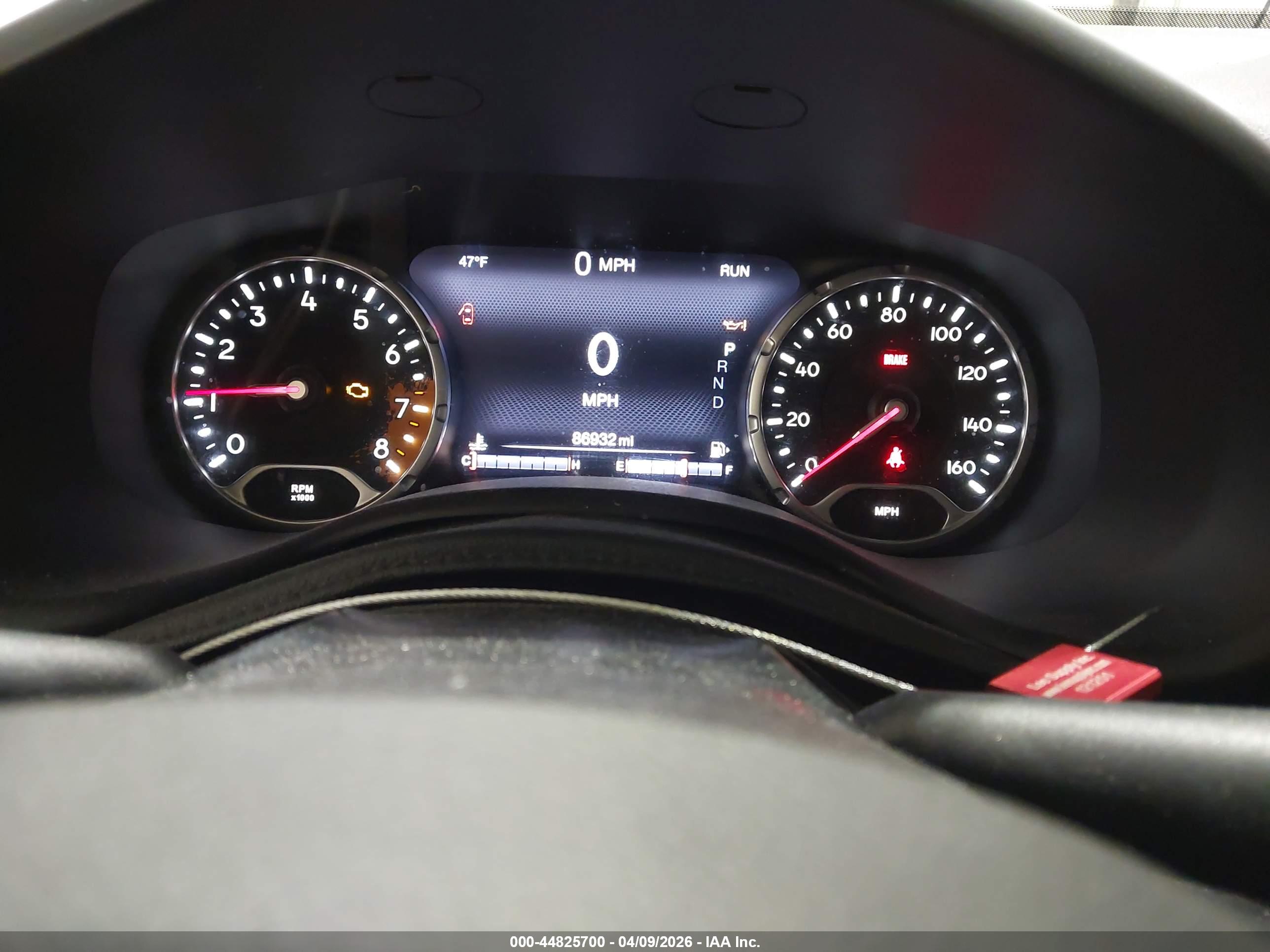 JEEP RENEGADE image 7