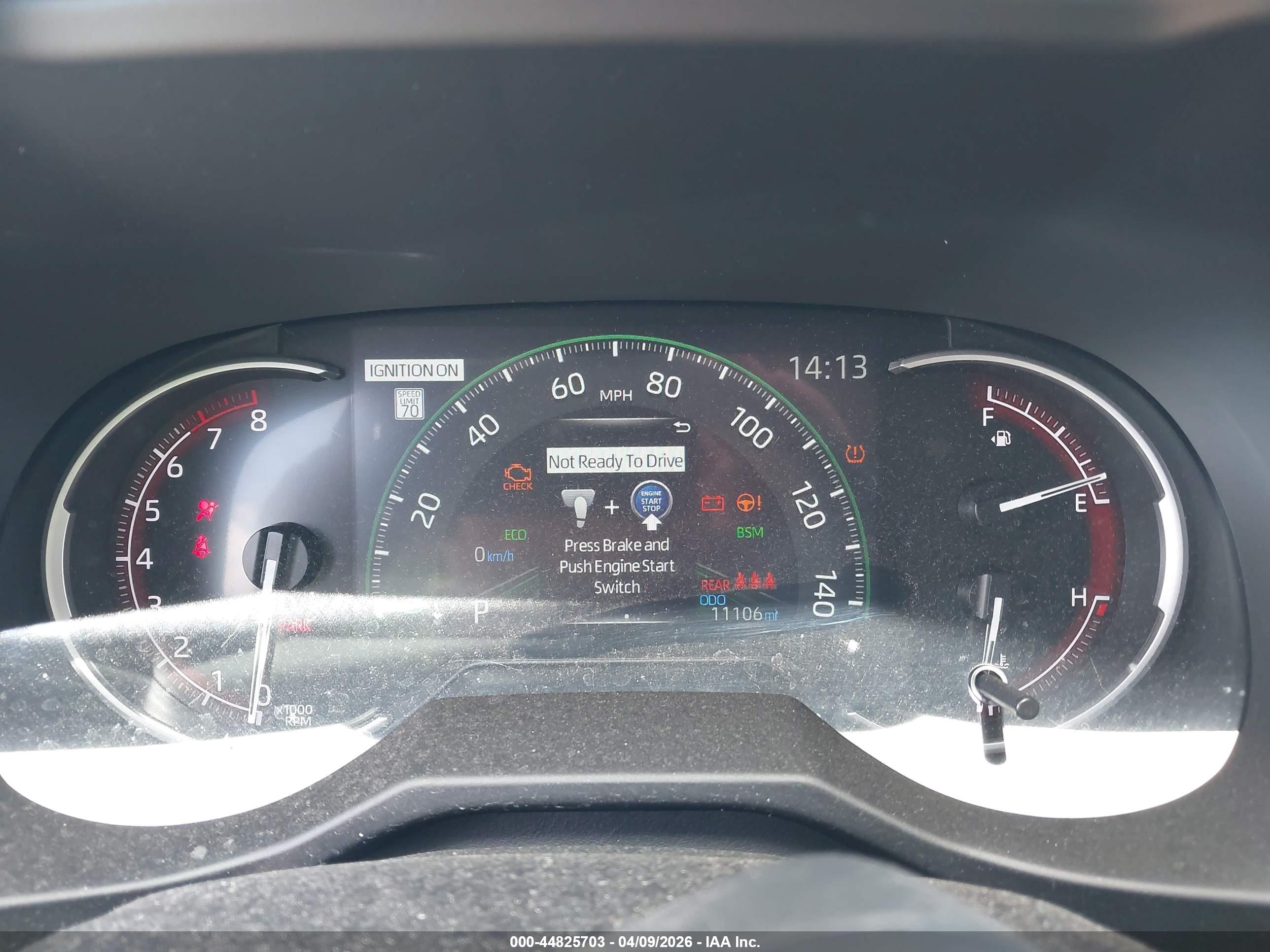 TOYOTA RAV4 image 7