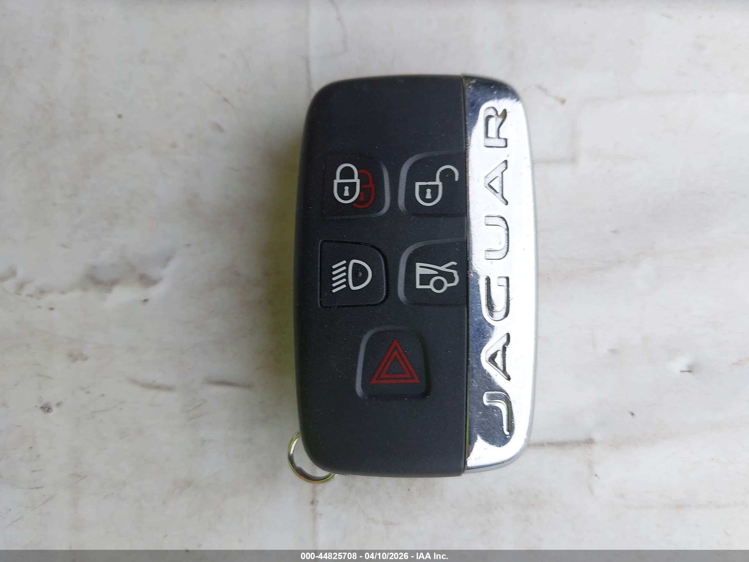 JAGUAR XF image 11
