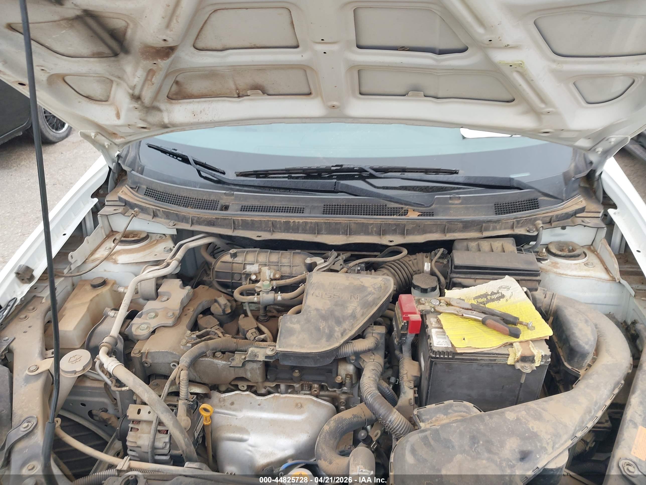 NISSAN ROGUE image 10