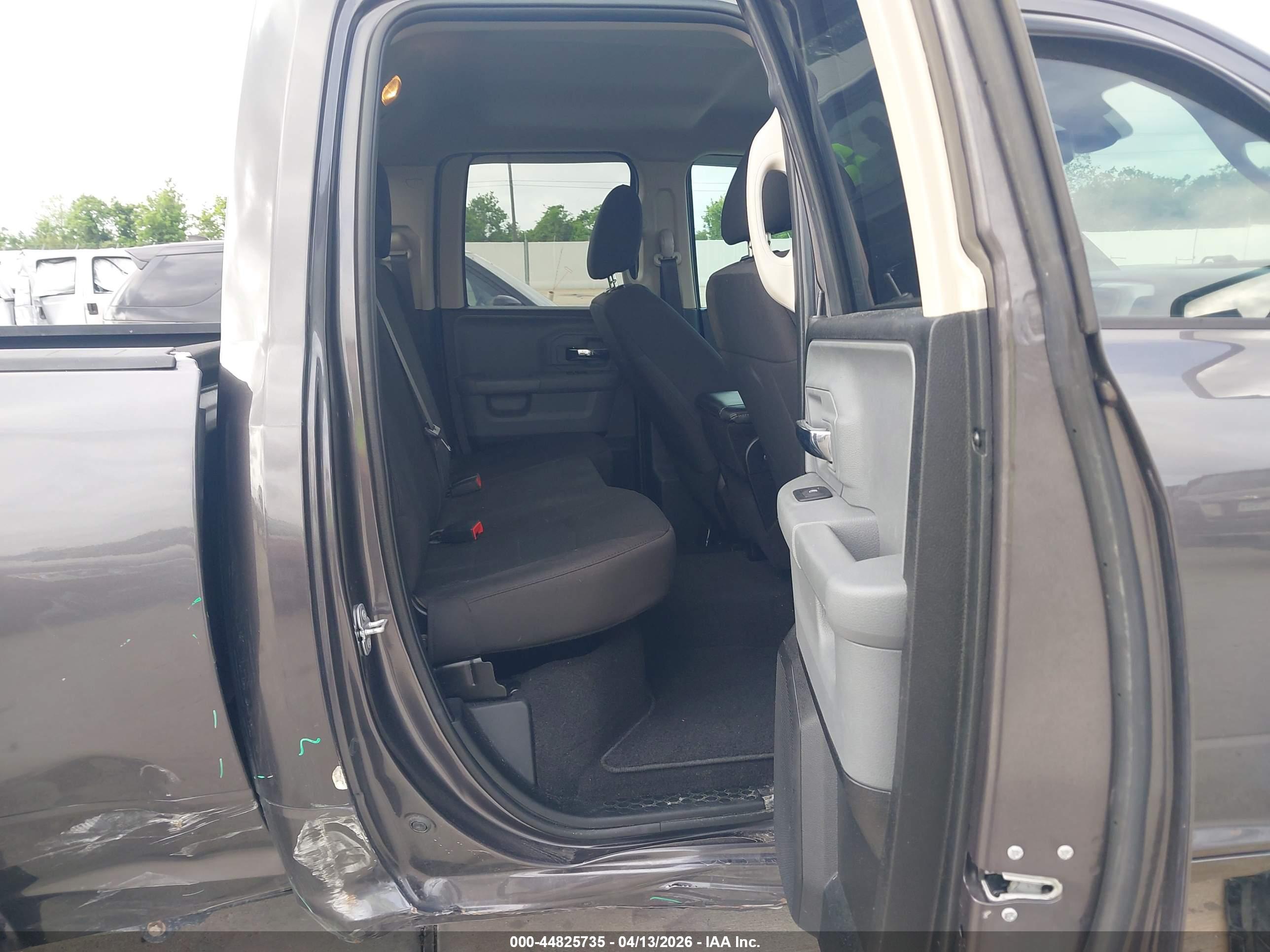 RAM 1500 image 8