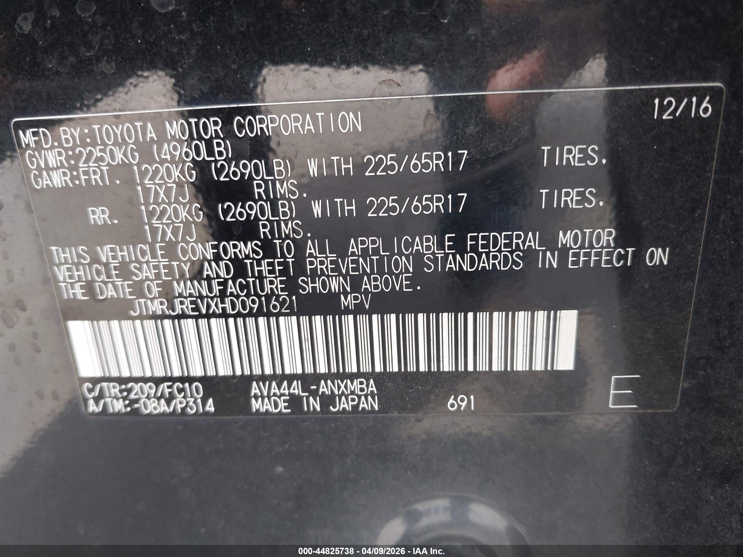 TOYOTA RAV4 image 9