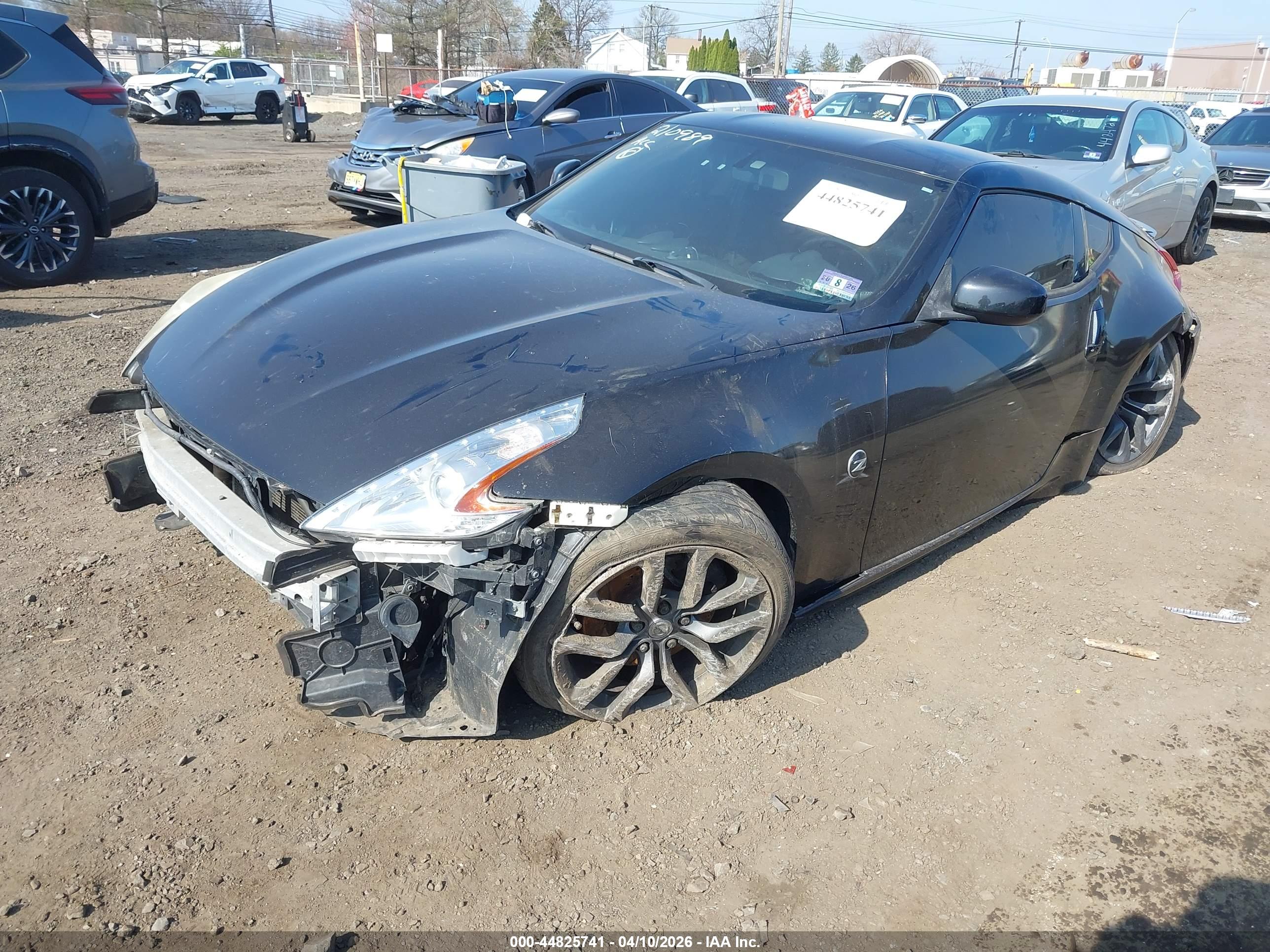 NISSAN 370Z image 2