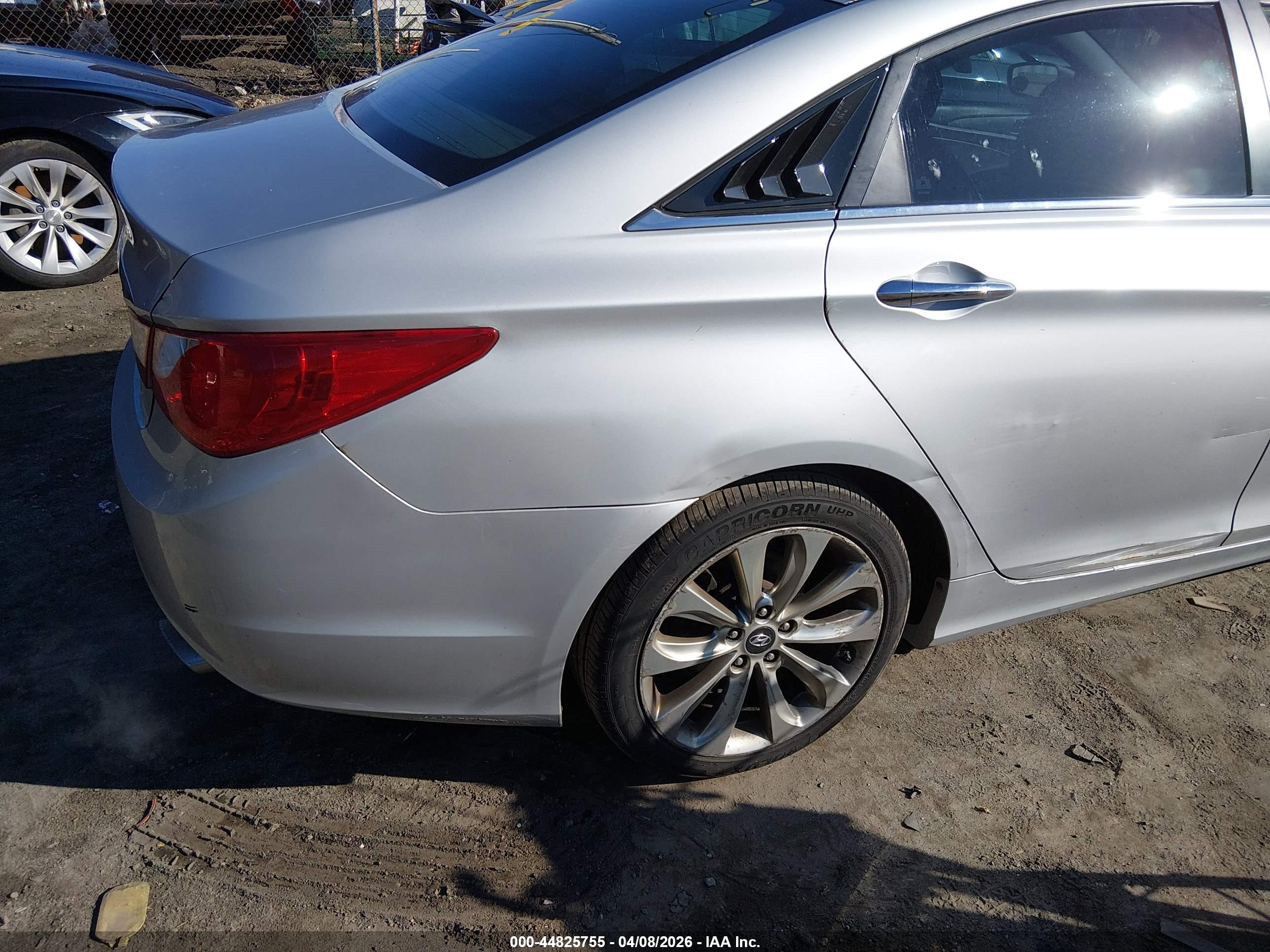 HYUNDAI SONATA image 4