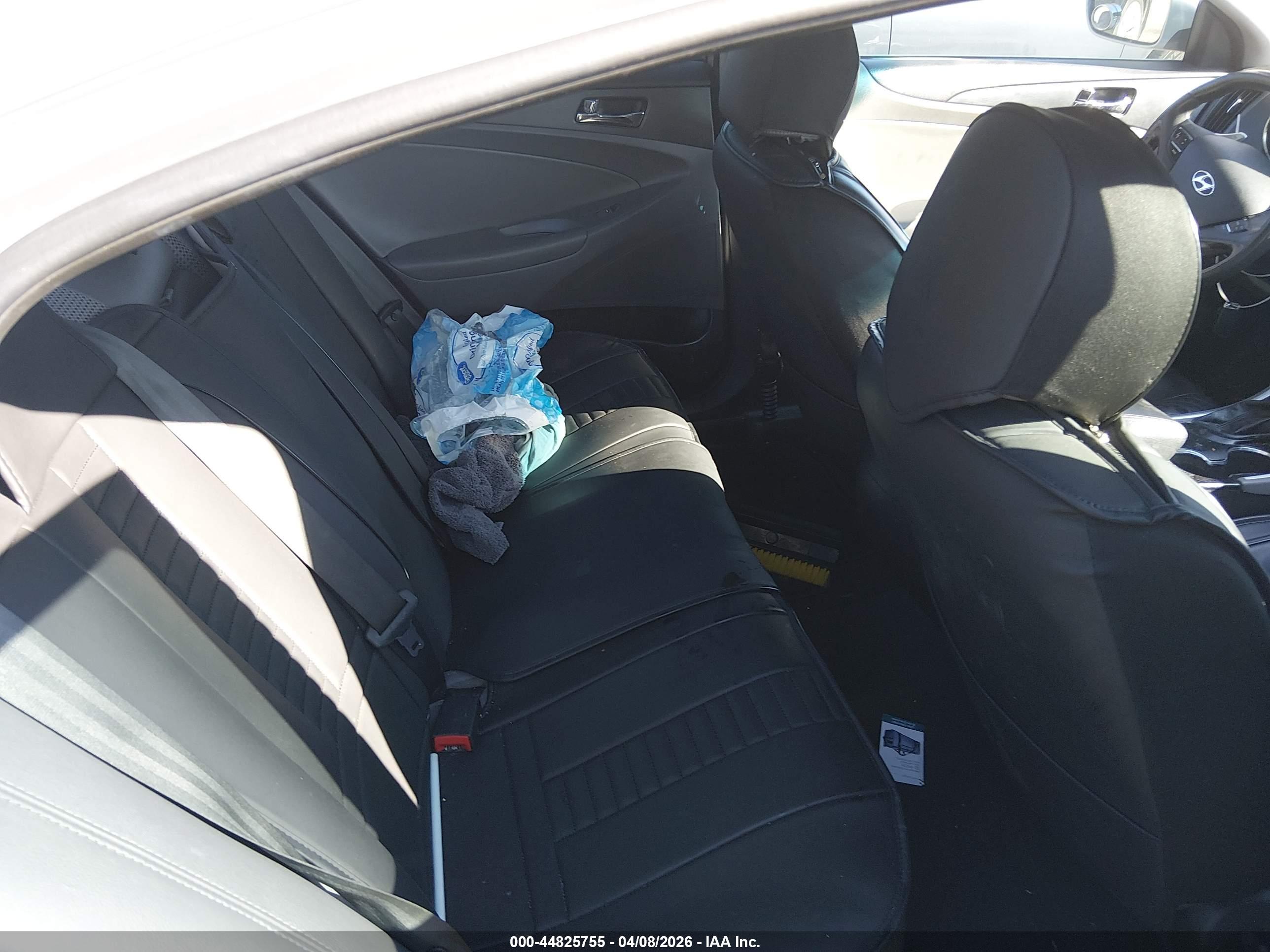 HYUNDAI SONATA image 8