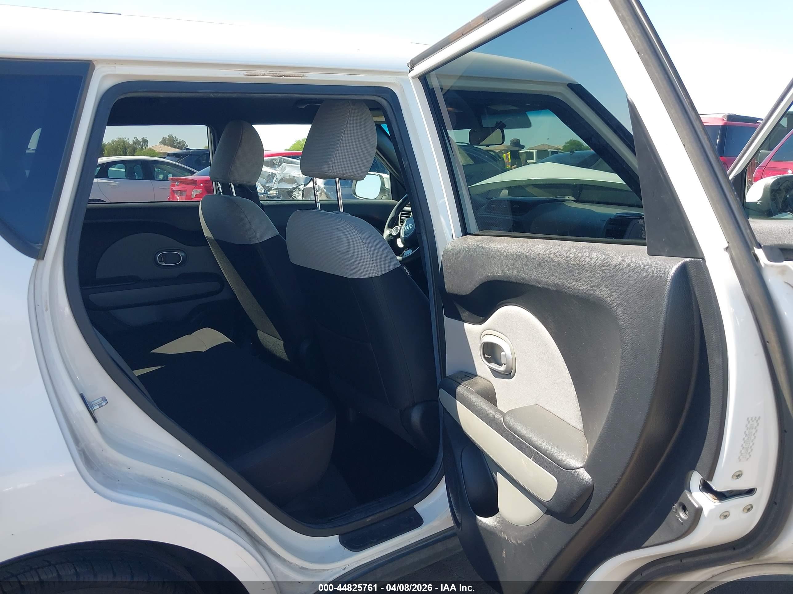 KIA SOUL image 8