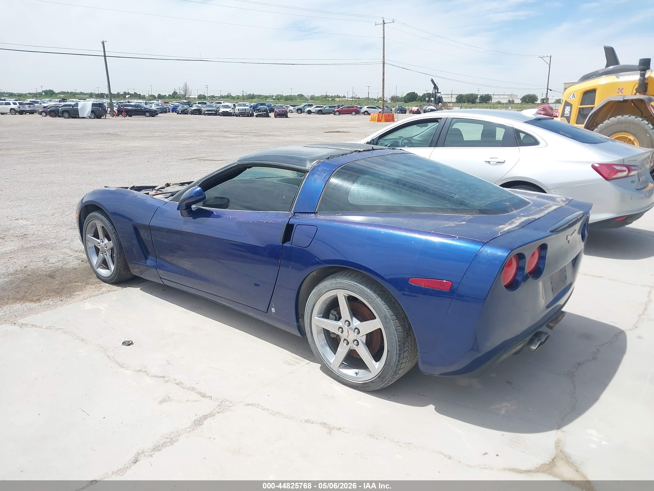 CHEVROLET CORVETTE image 3
