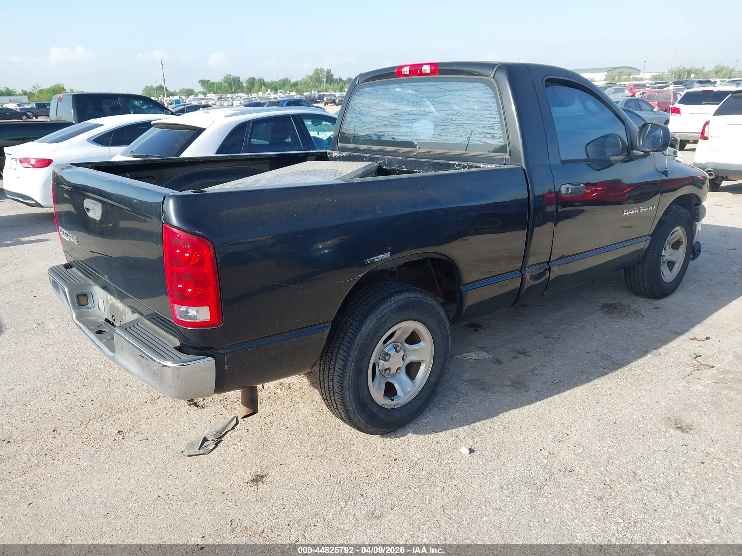 DODGE RAM image 4