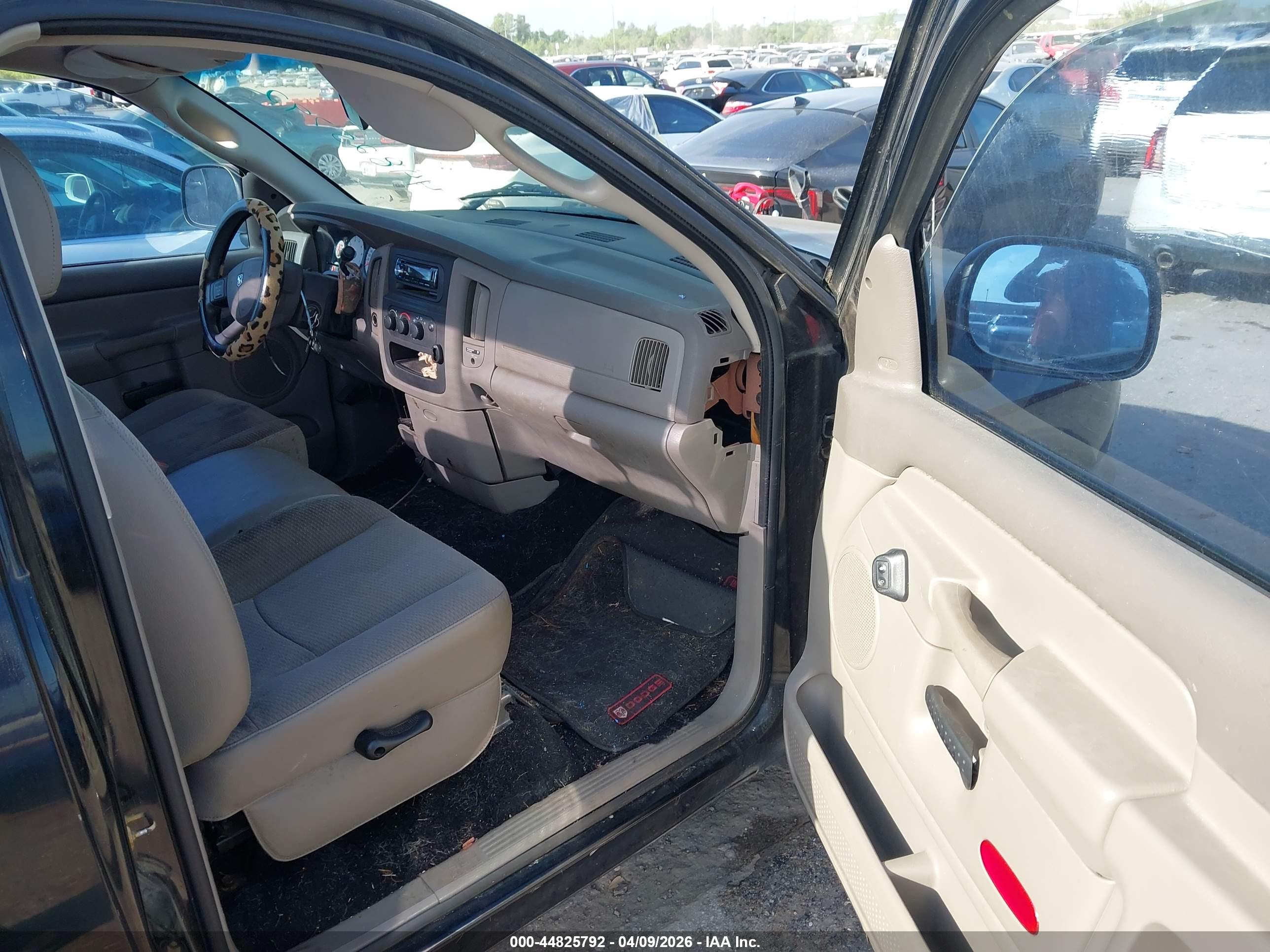 DODGE RAM image 5