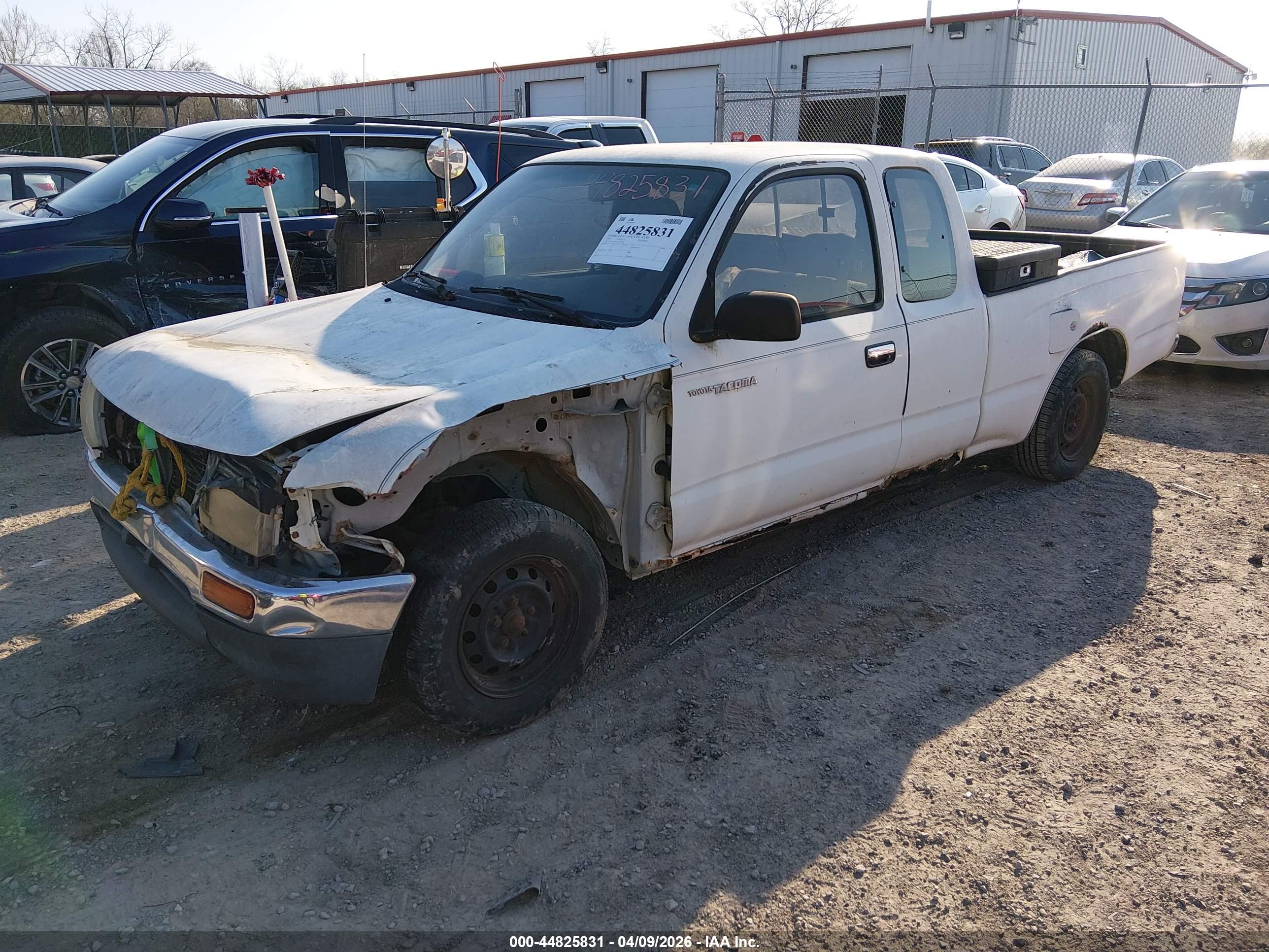 TOYOTA TACOMA image 2