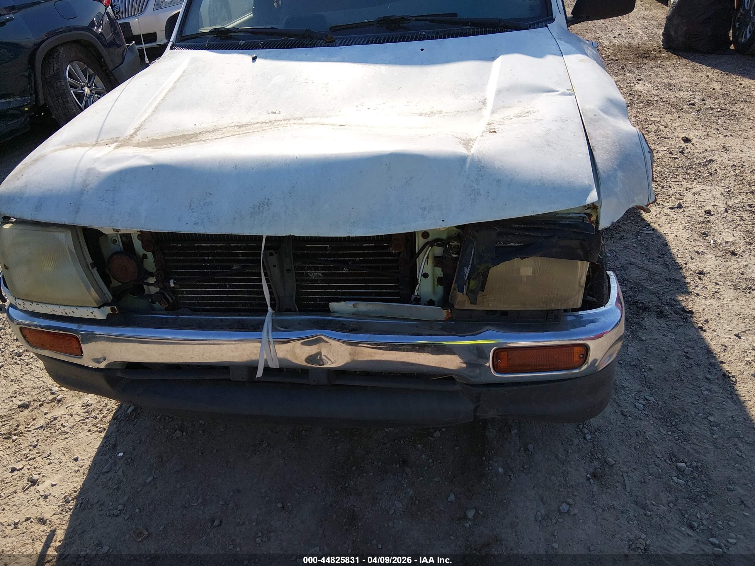 TOYOTA TACOMA image 6