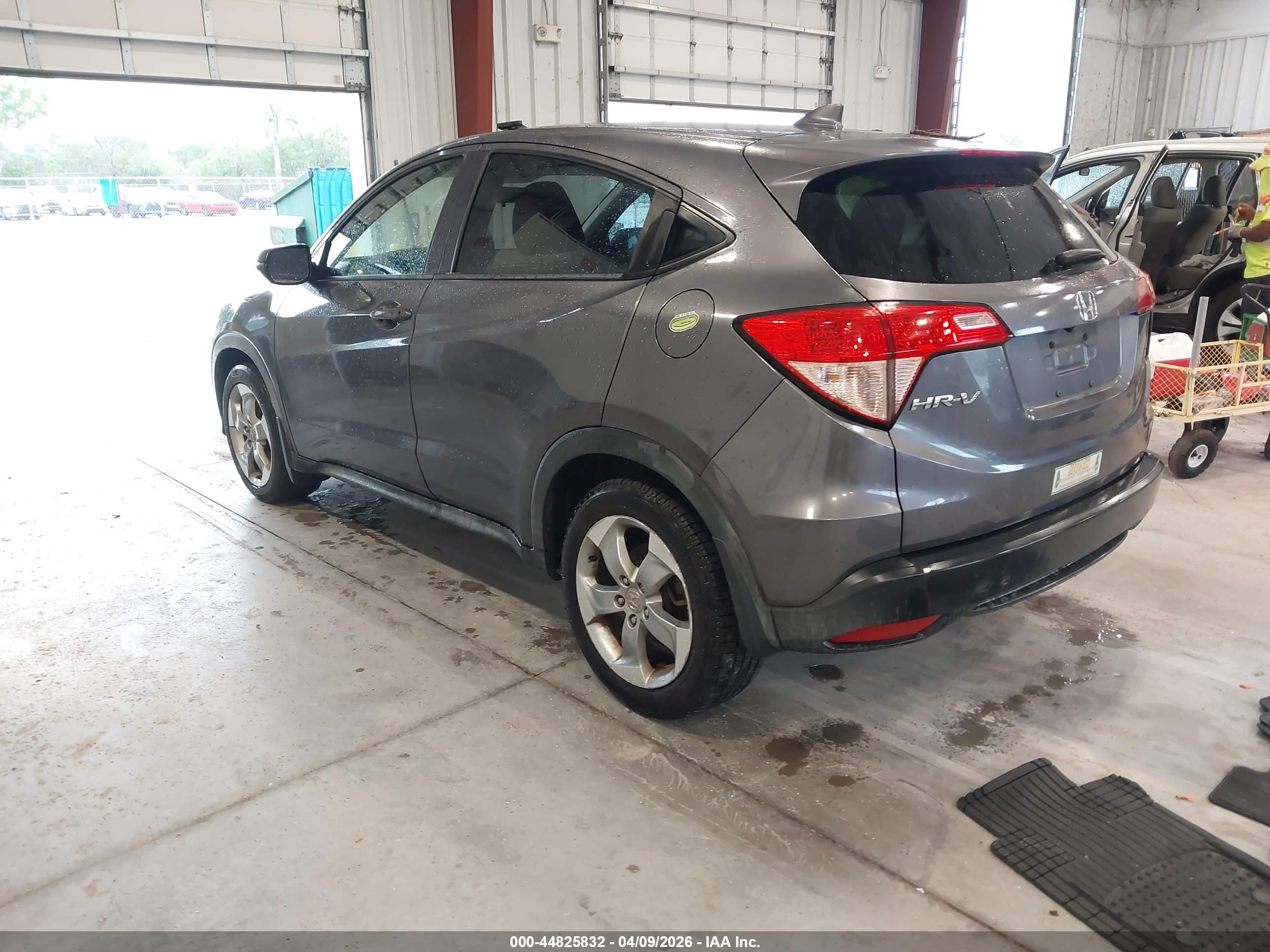 HONDA HR-V image 3