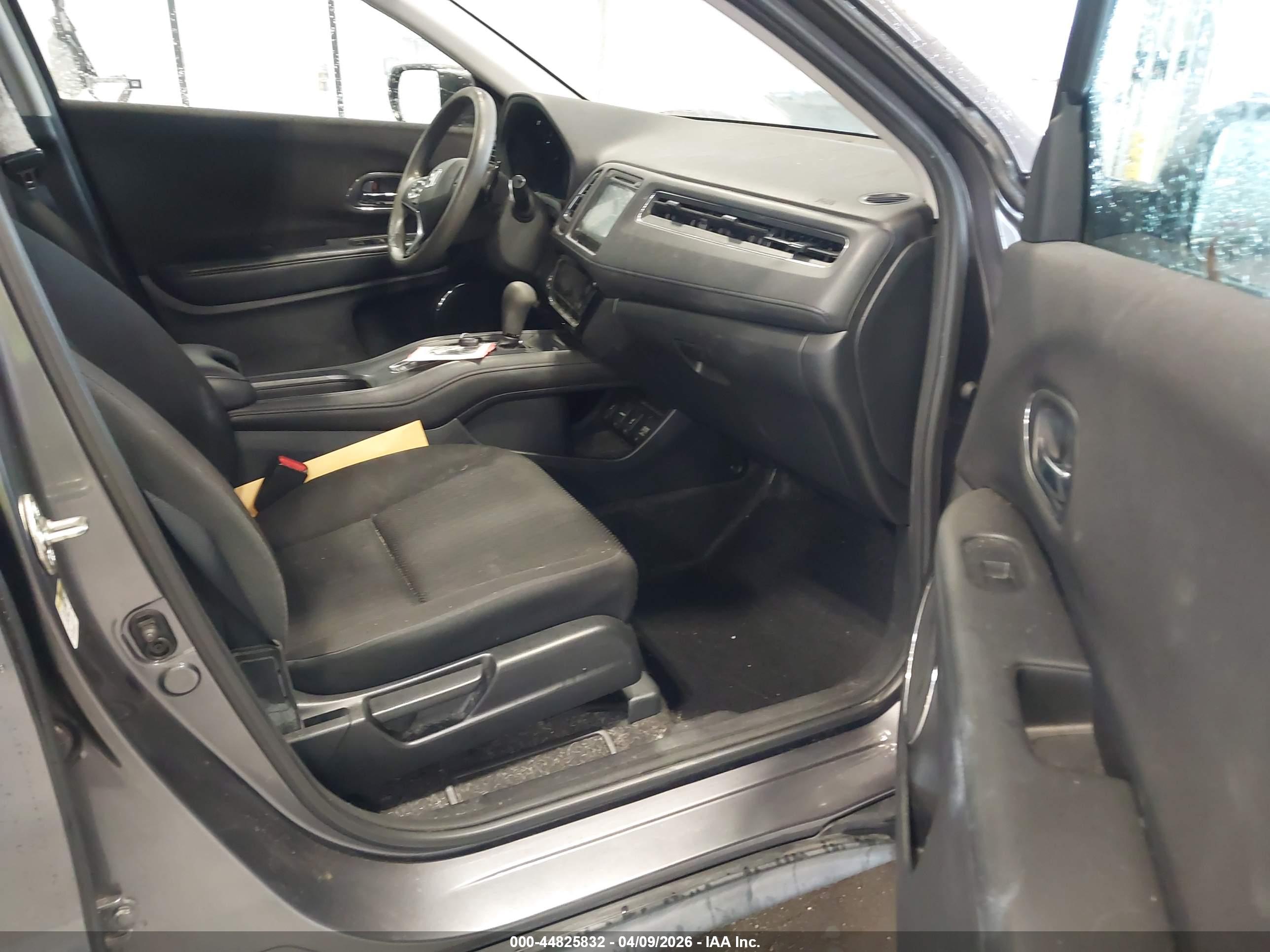 HONDA HR-V image 5