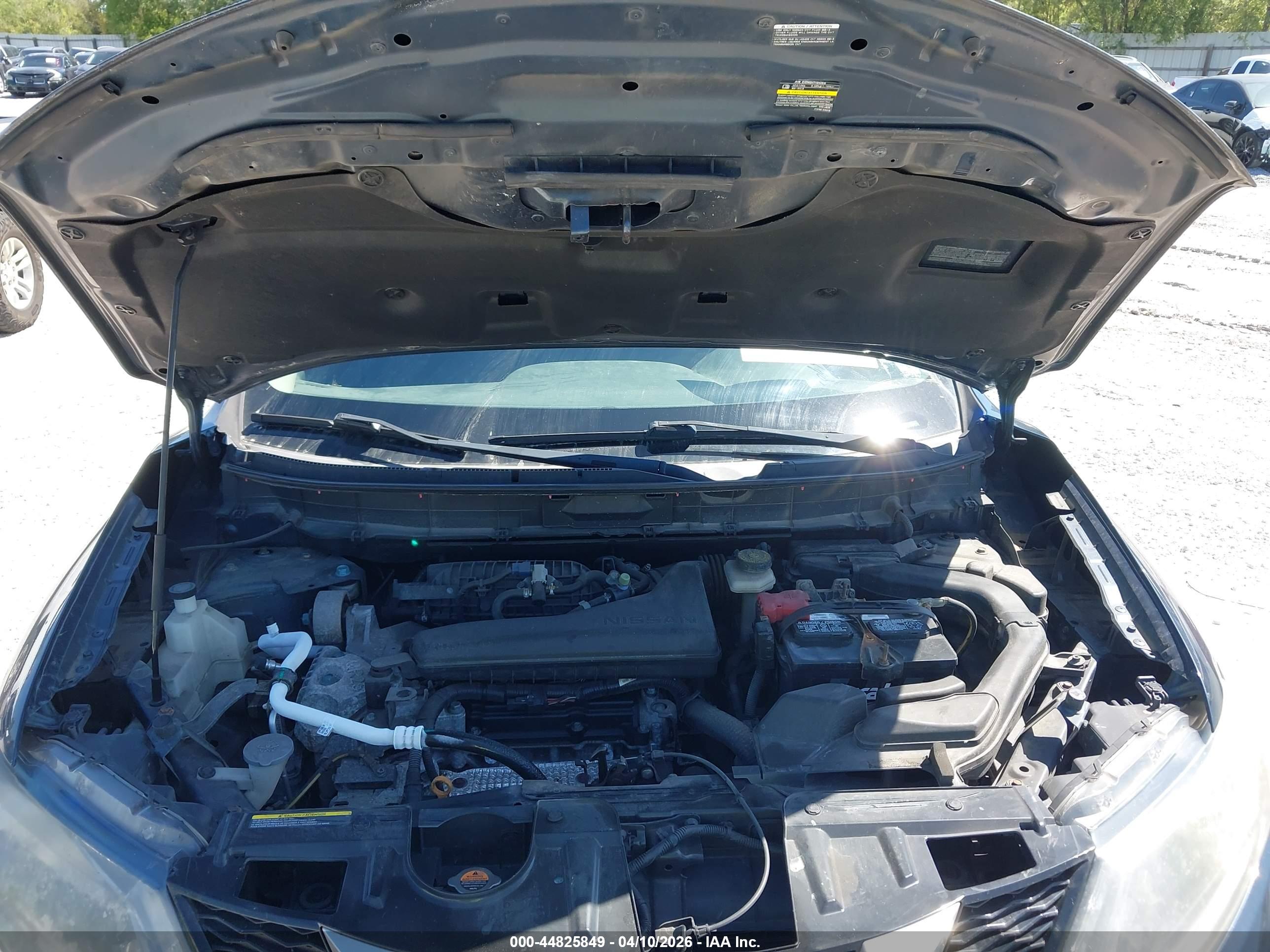 NISSAN ROGUE image 10