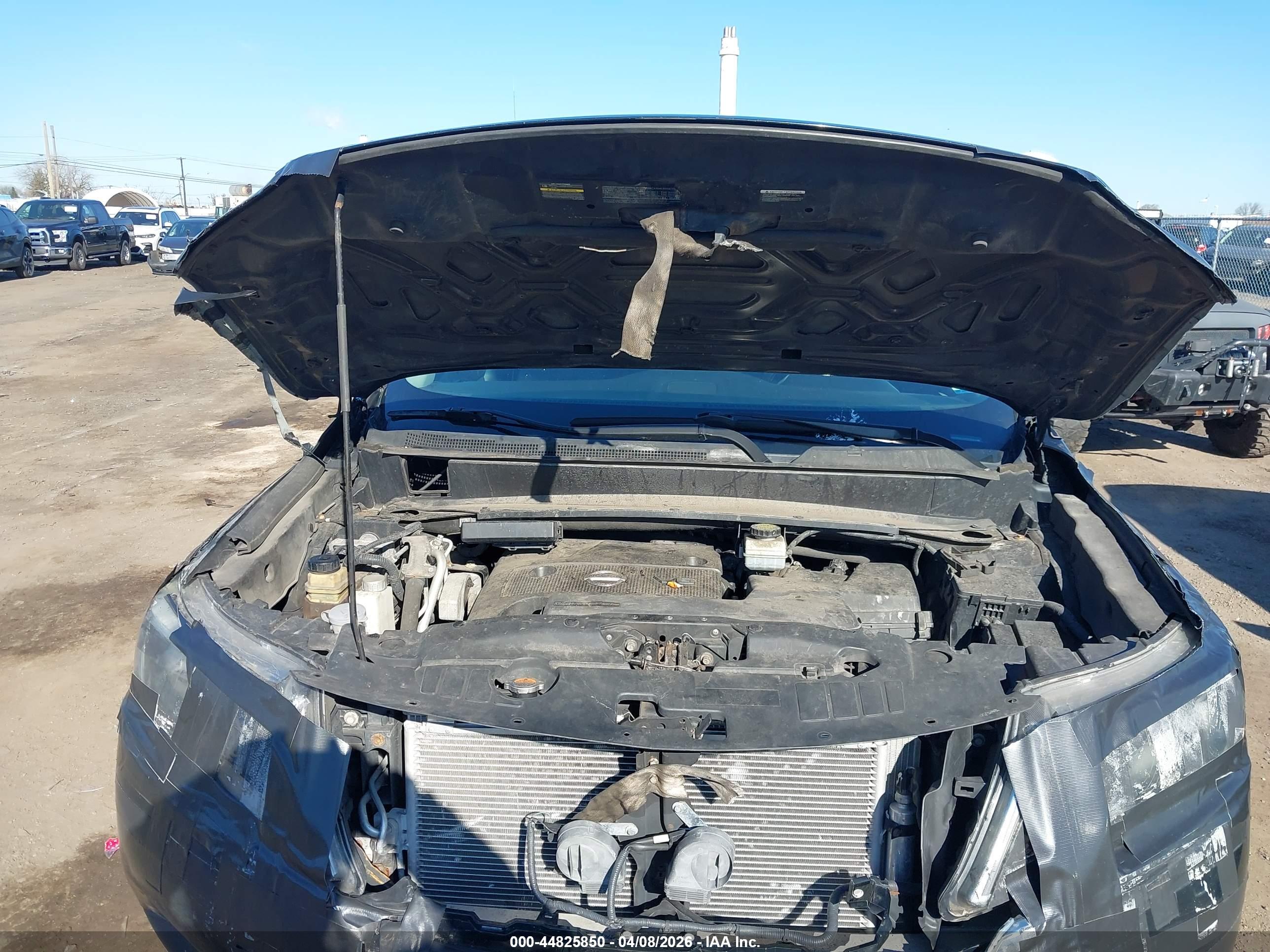 NISSAN PATHFINDER image 10