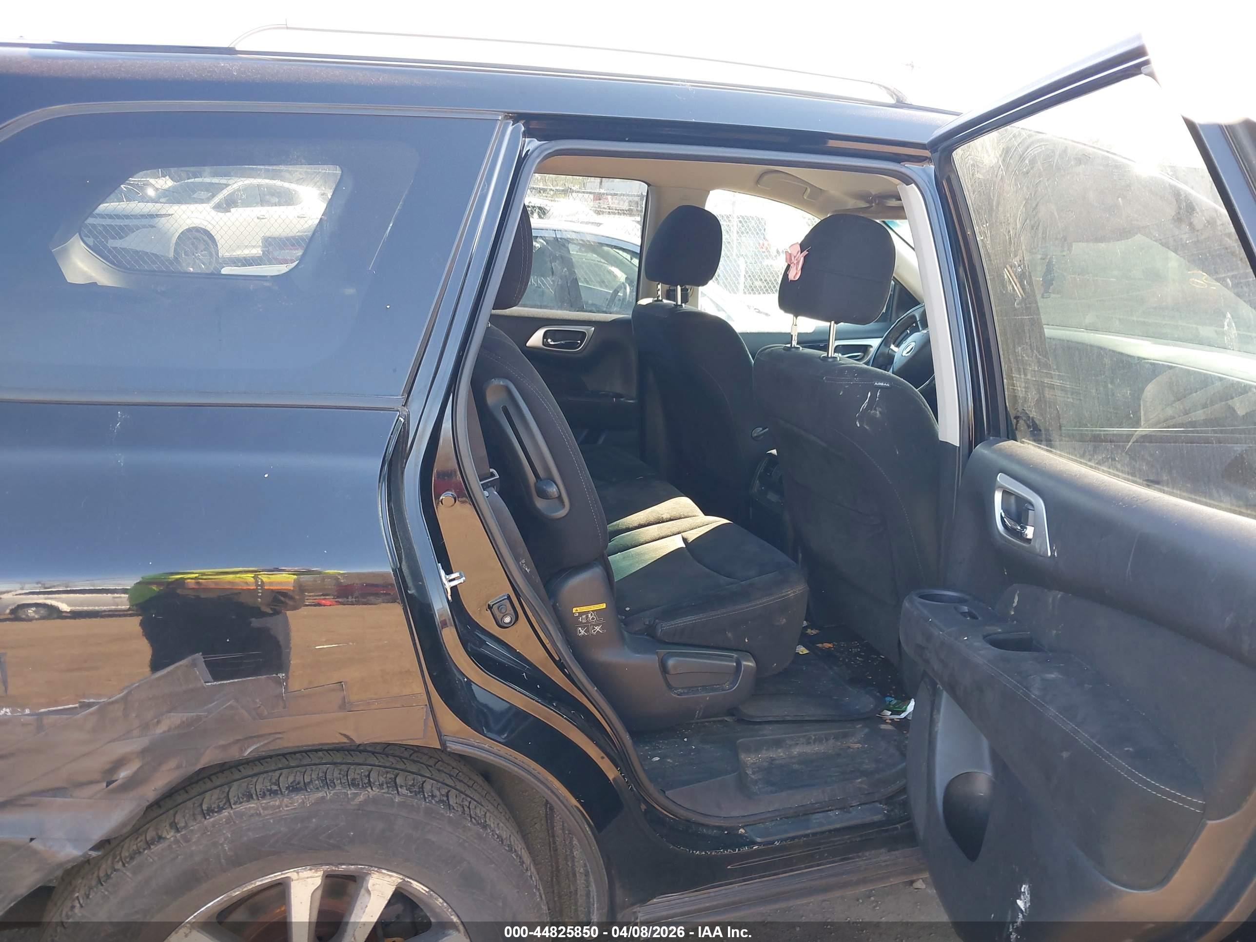 NISSAN PATHFINDER image 8