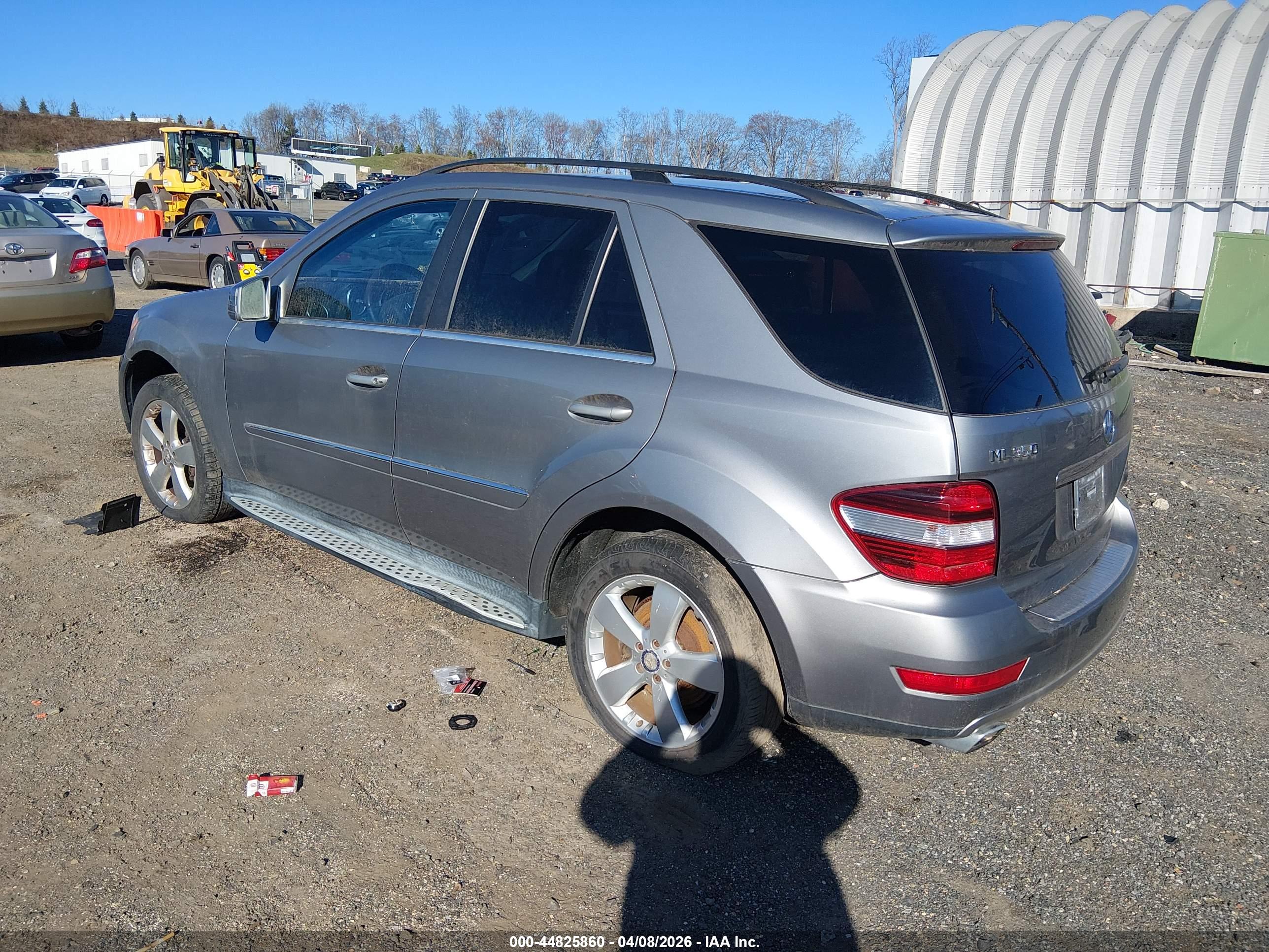 MERCEDES-BENZ ML image 3