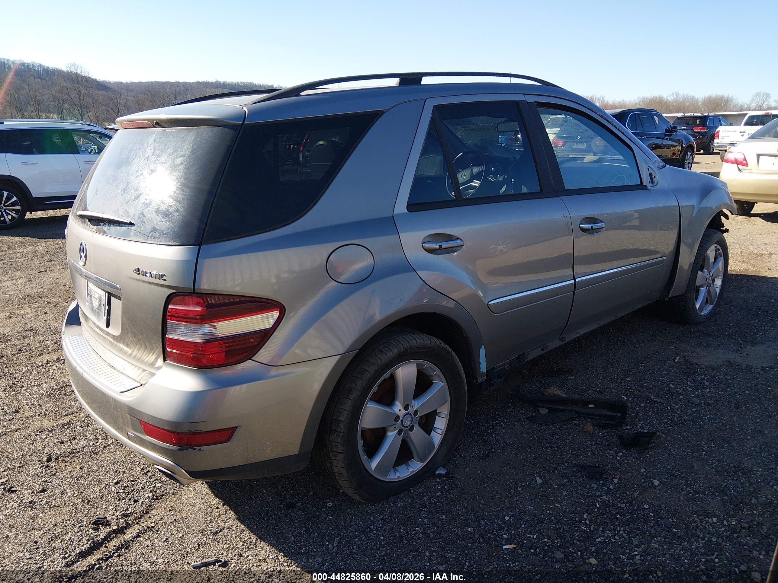 MERCEDES-BENZ ML image 4