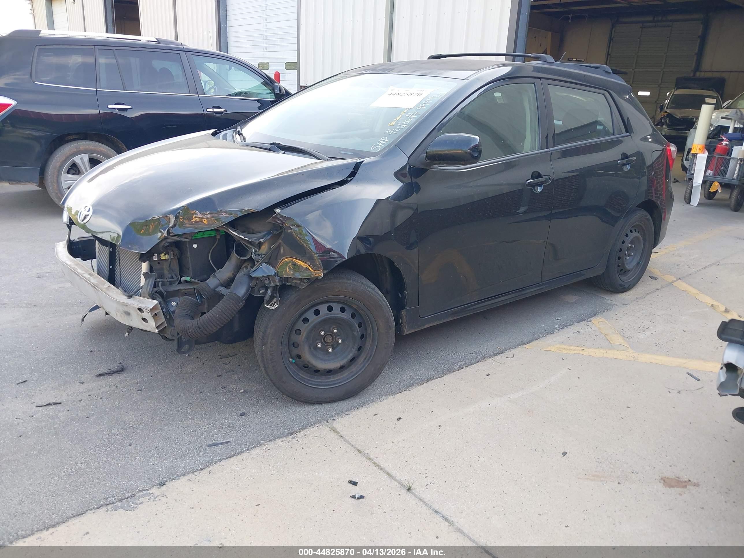 TOYOTA MATRIX image 2