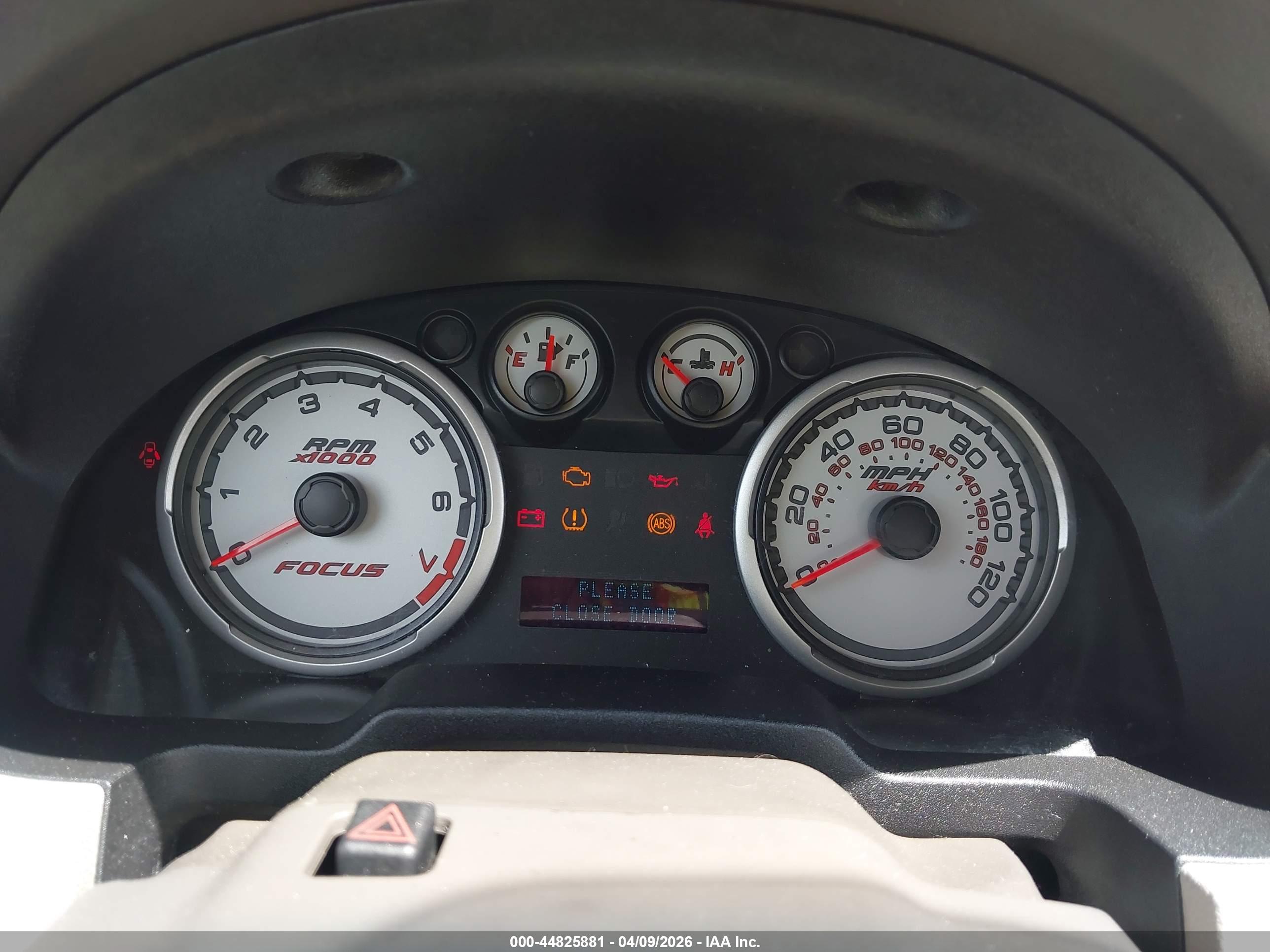 FORD FOCUS image 7