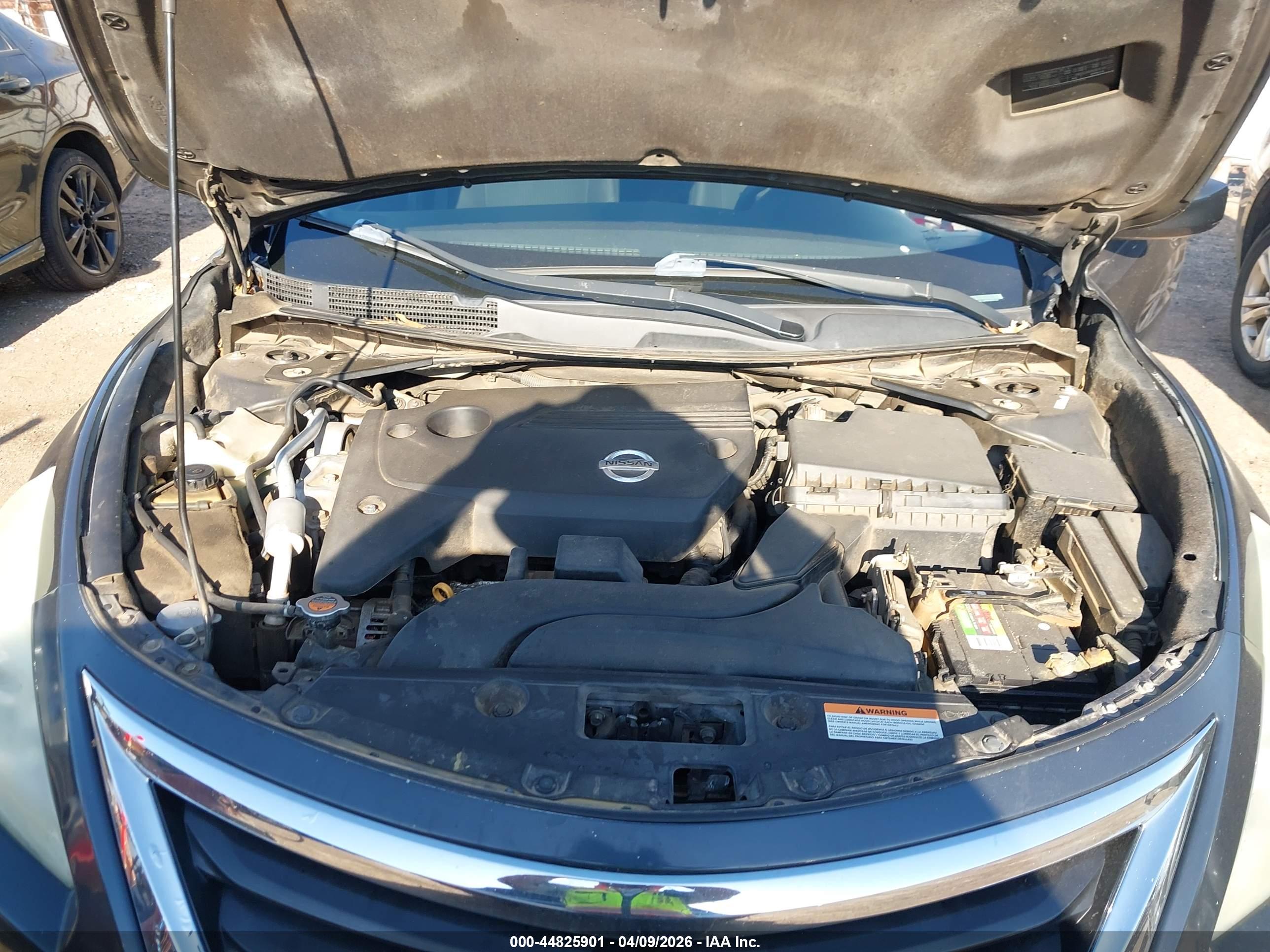 NISSAN ALTIMA image 10