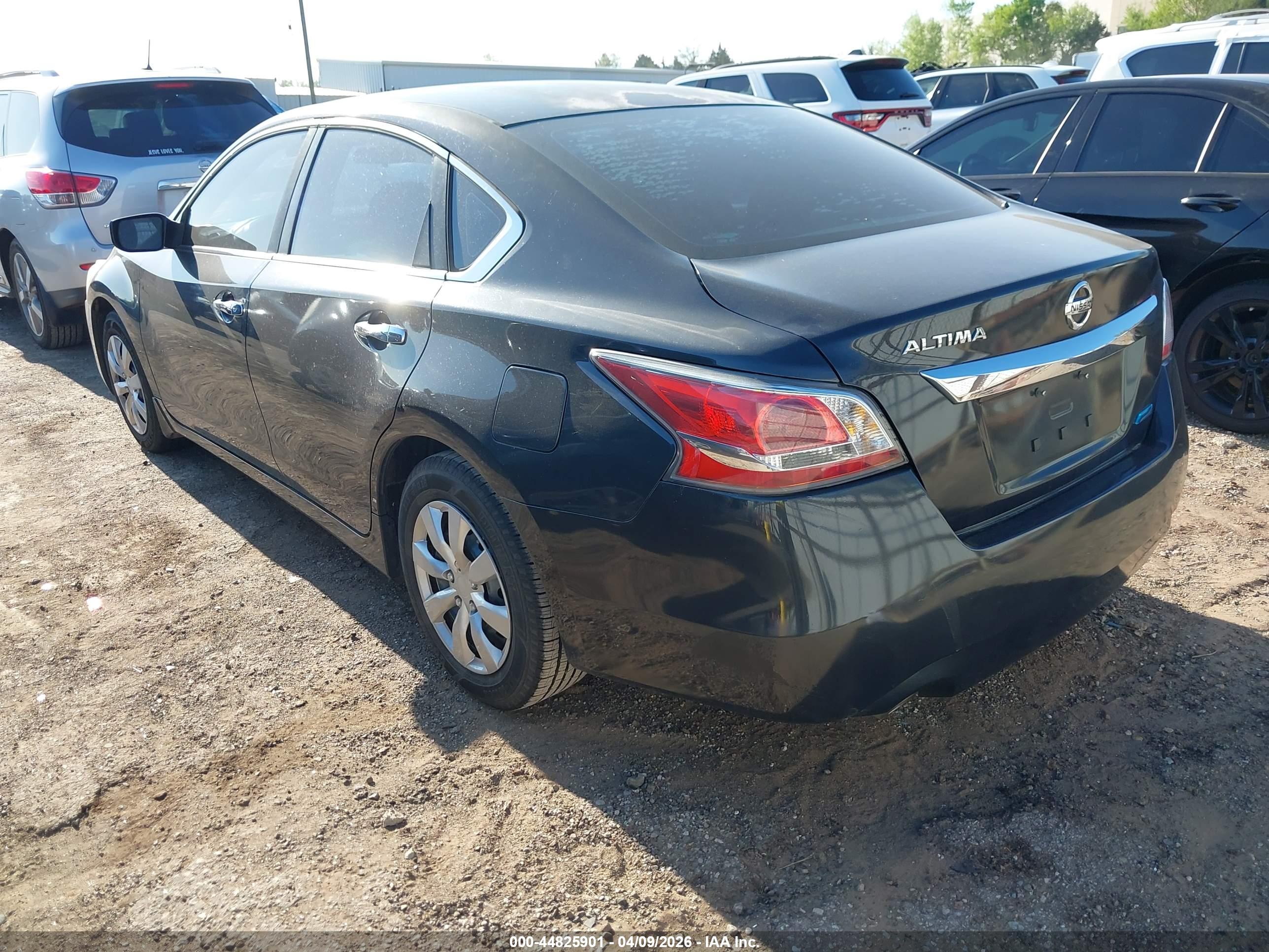 NISSAN ALTIMA image 3