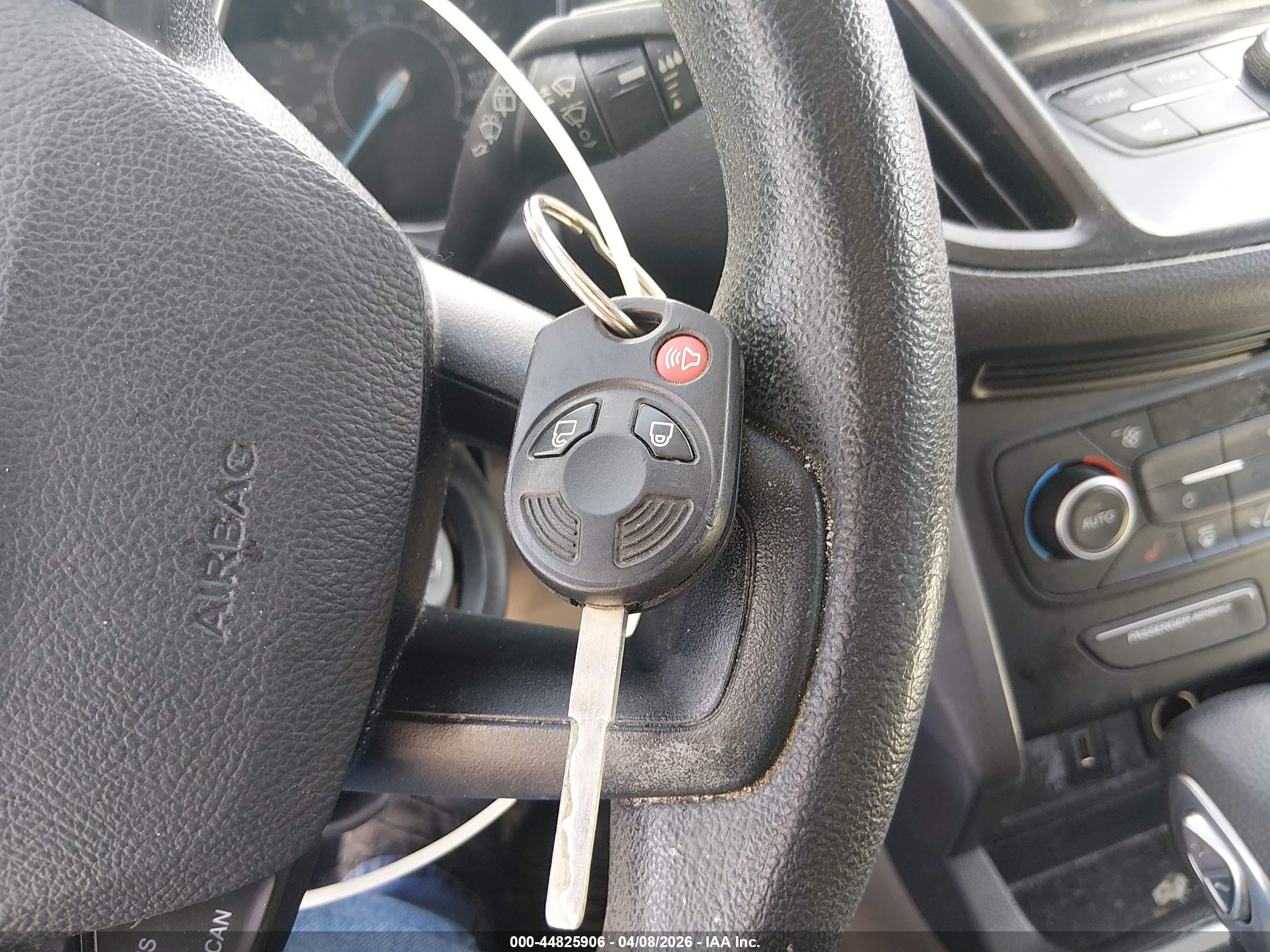 FORD ESCAPE image 11