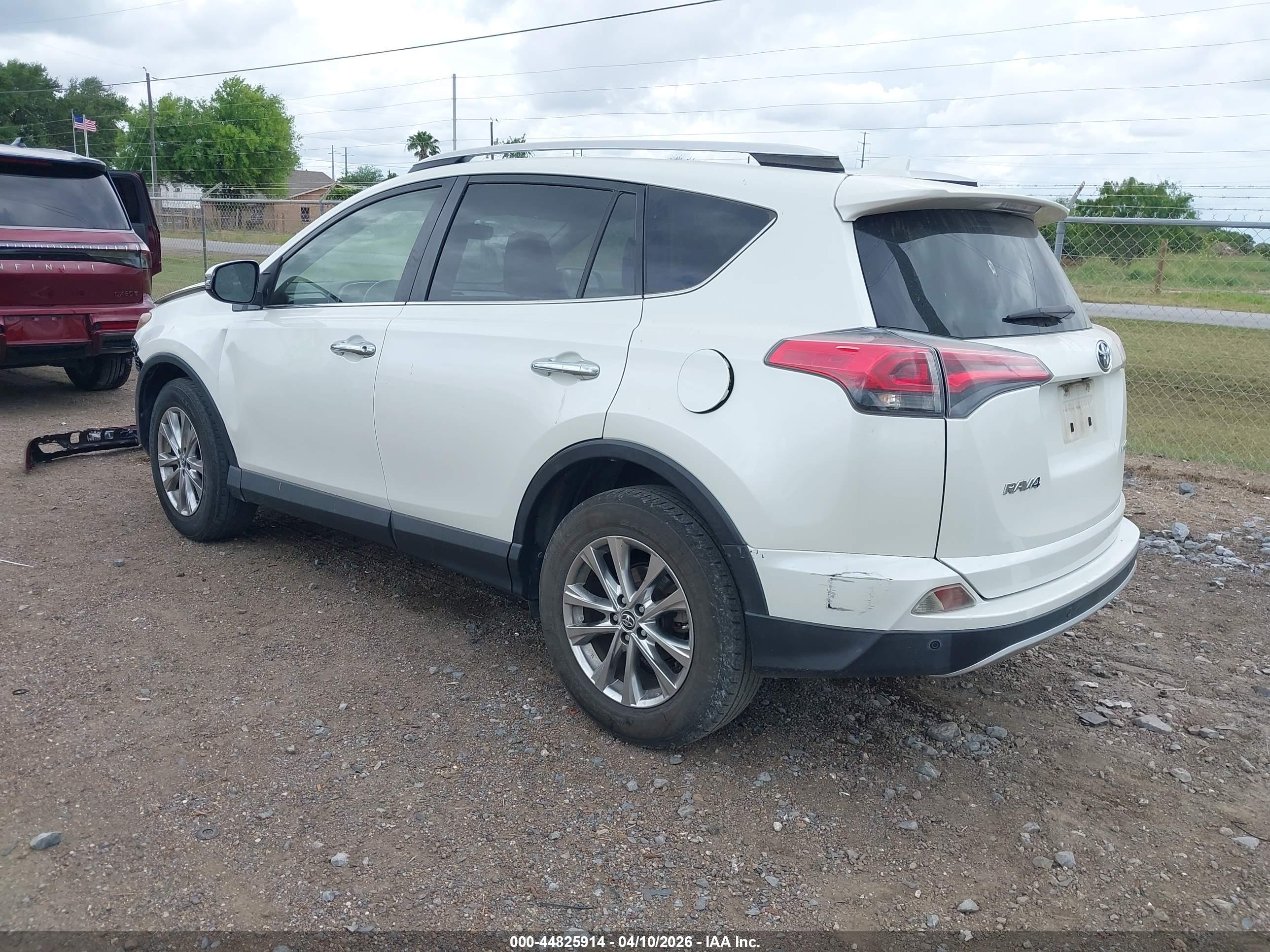 TOYOTA RAV4 image 3