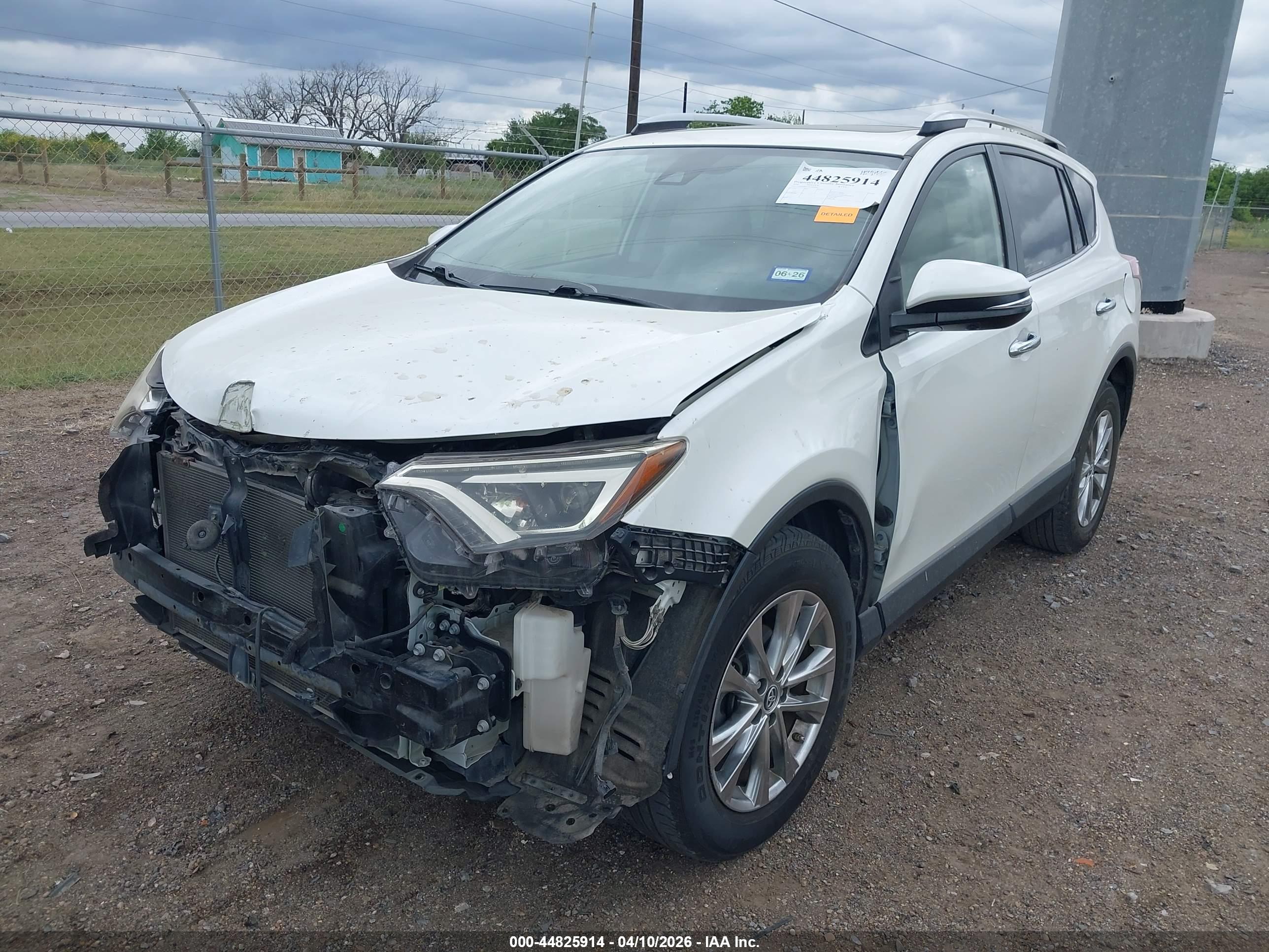 TOYOTA RAV4 image 6