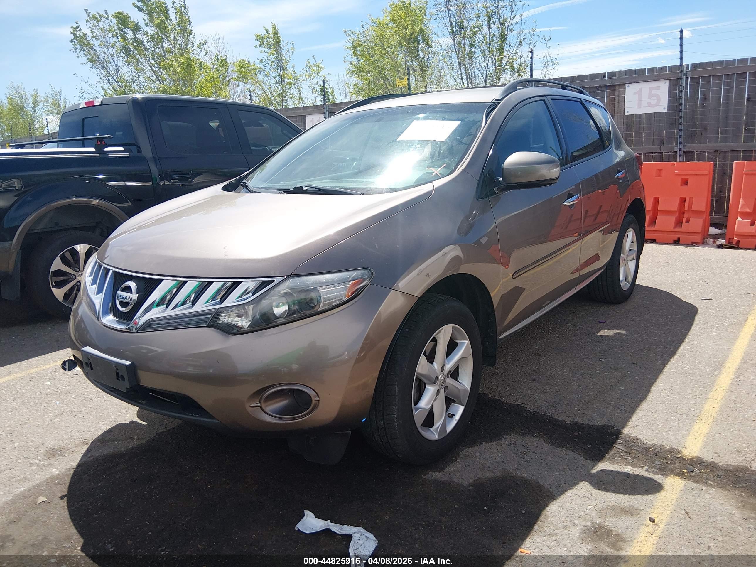 NISSAN MURANO image 2