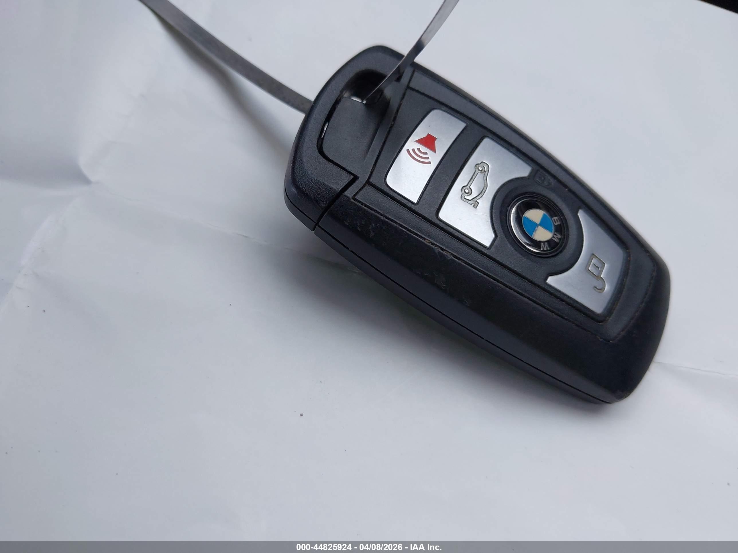 BMW 528I image 11