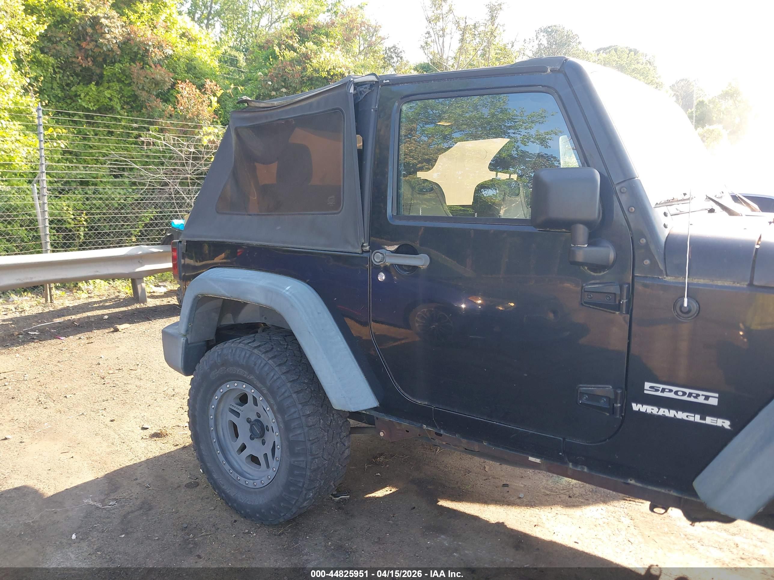 JEEP WRANGLER image 6
