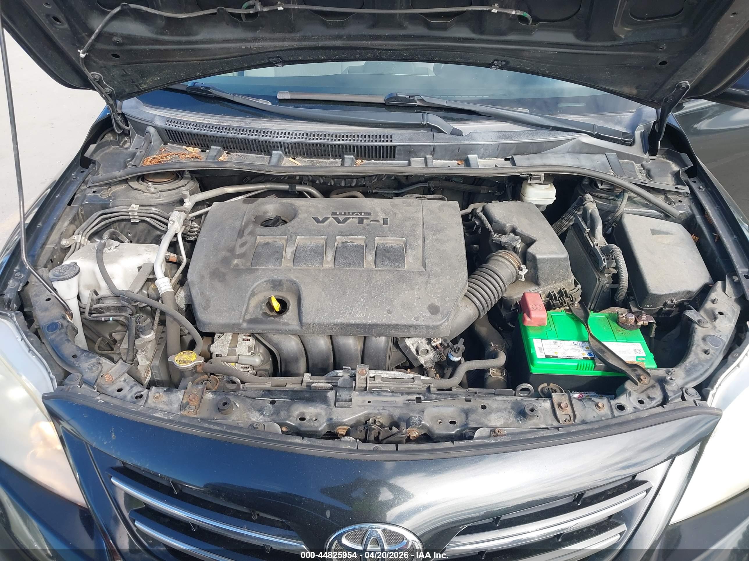 TOYOTA COROLLA image 10