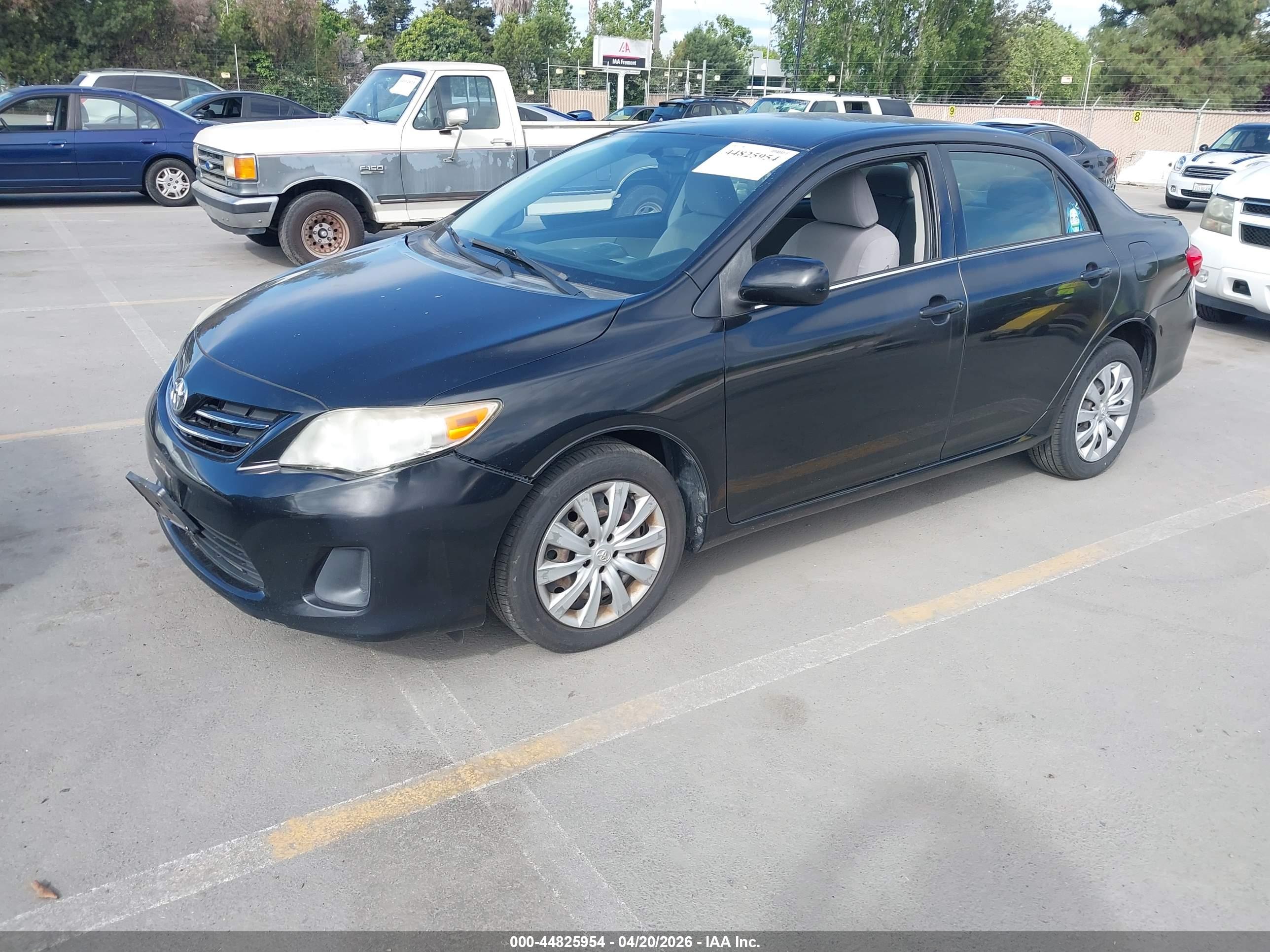 TOYOTA COROLLA image 2