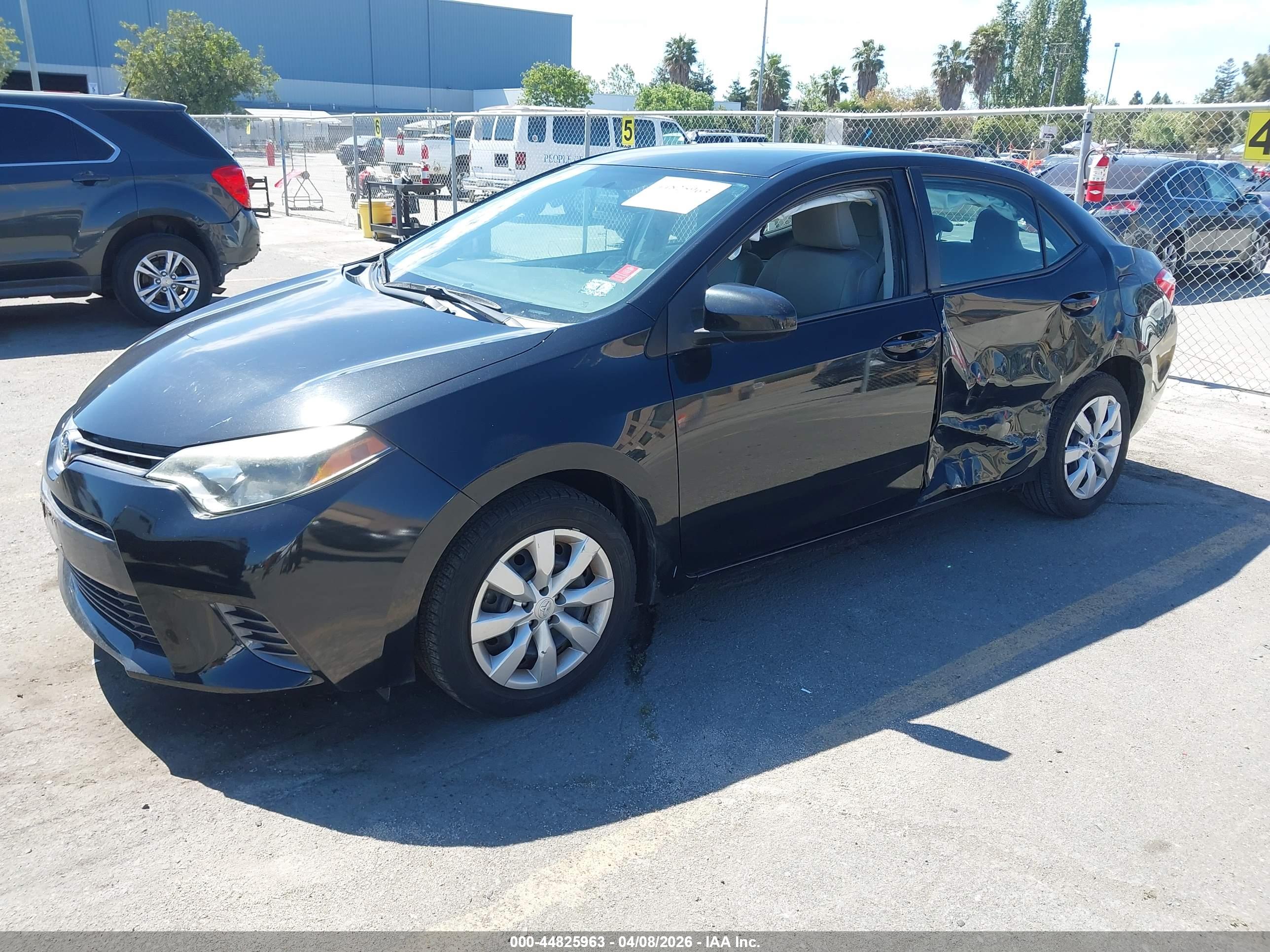 TOYOTA COROLLA image 2
