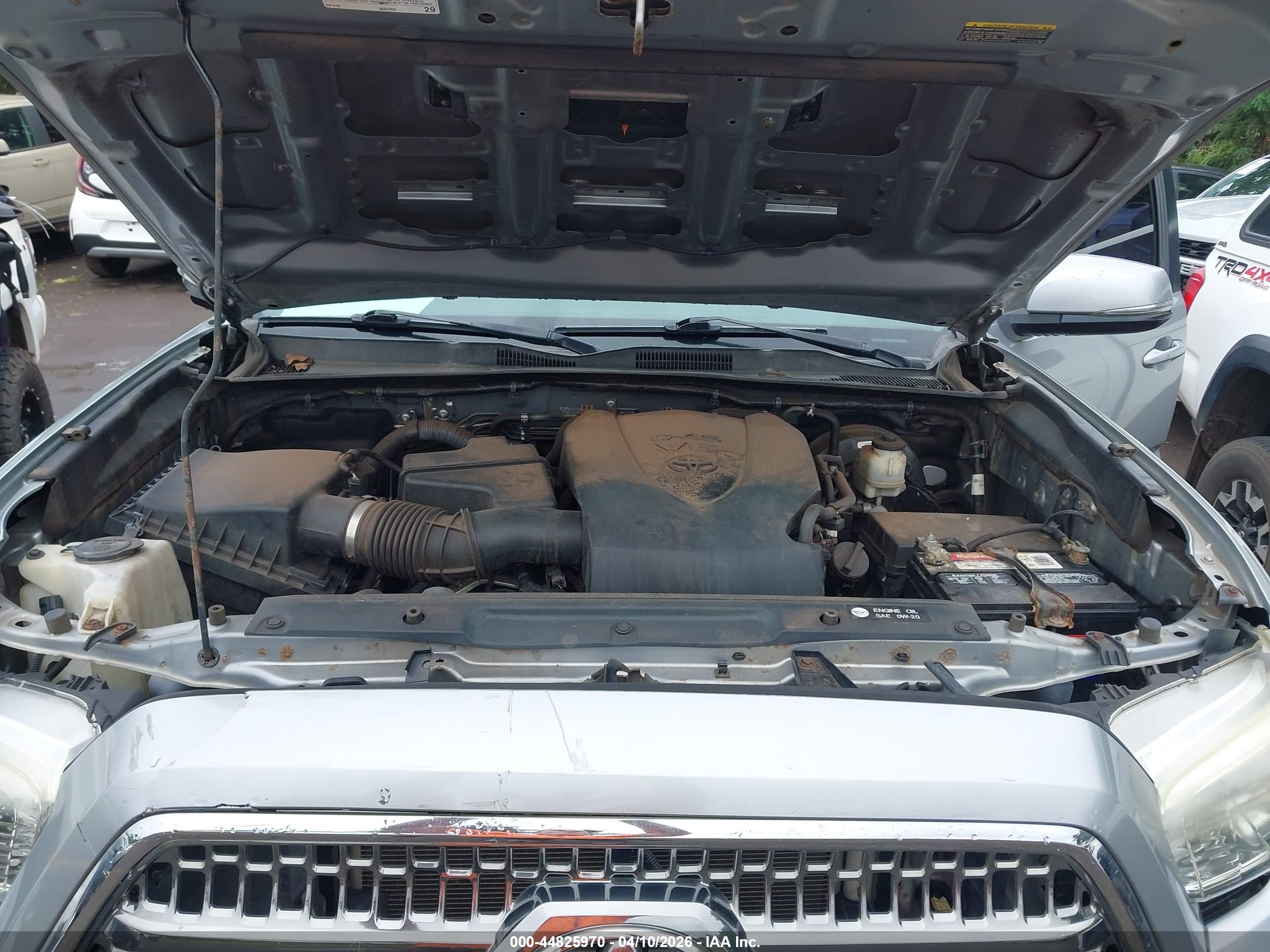 TOYOTA TACOMA image 10