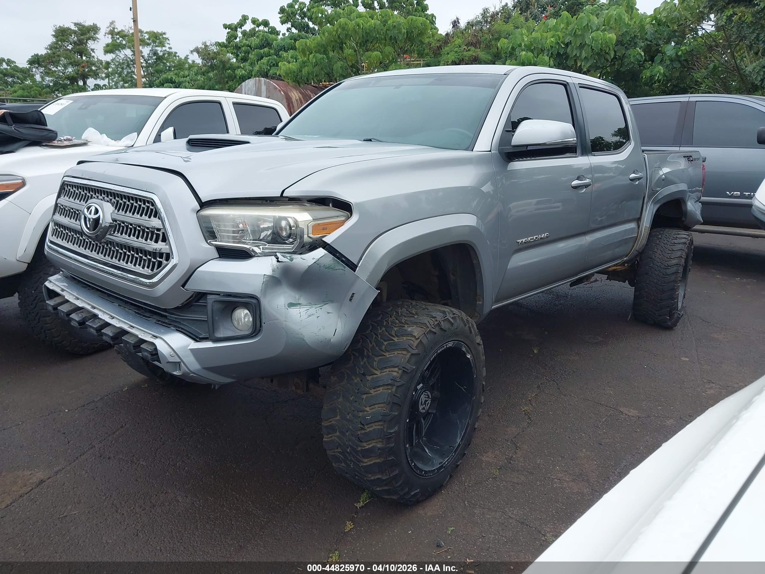 TOYOTA TACOMA image 2