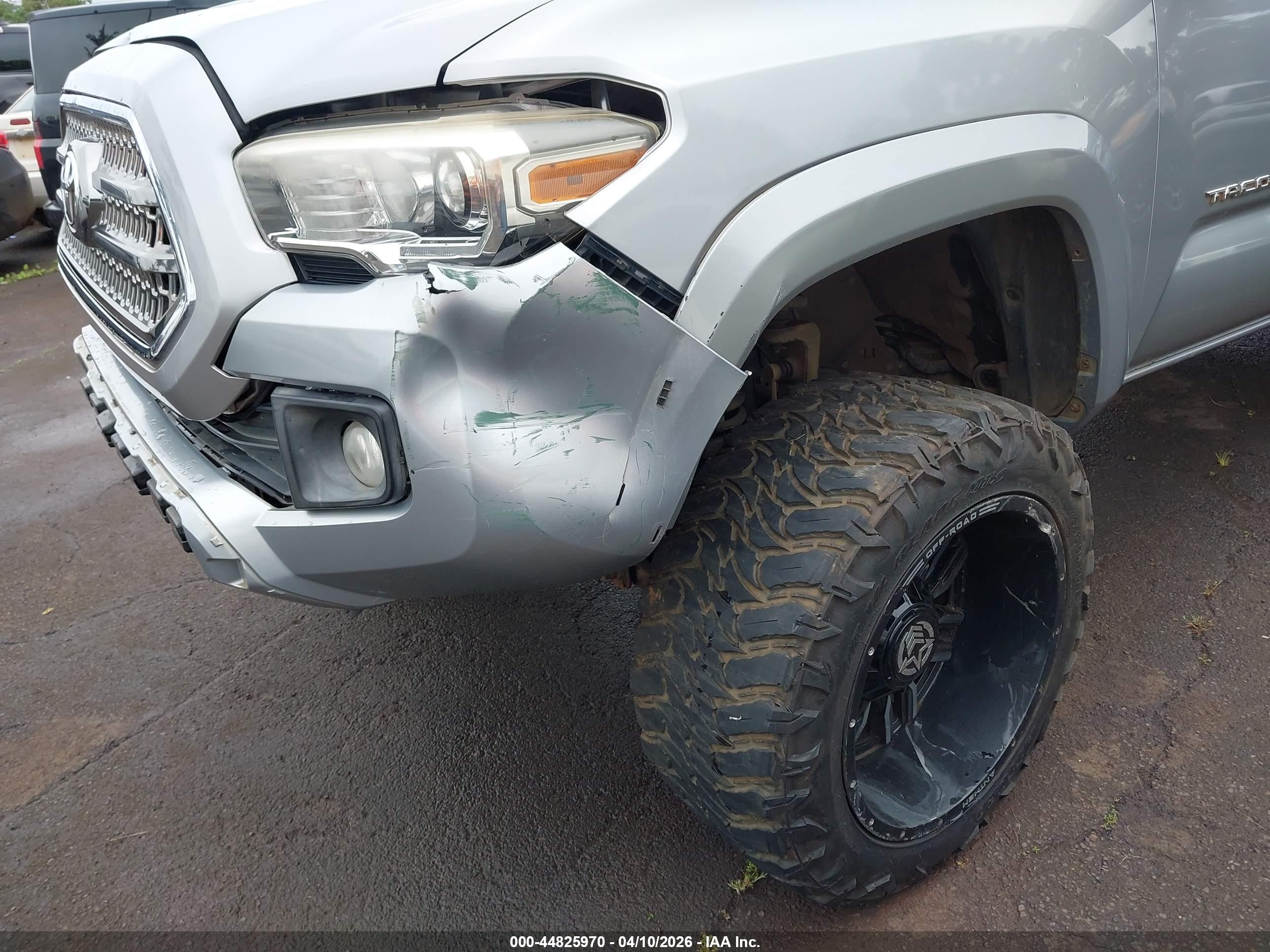 TOYOTA TACOMA image 6