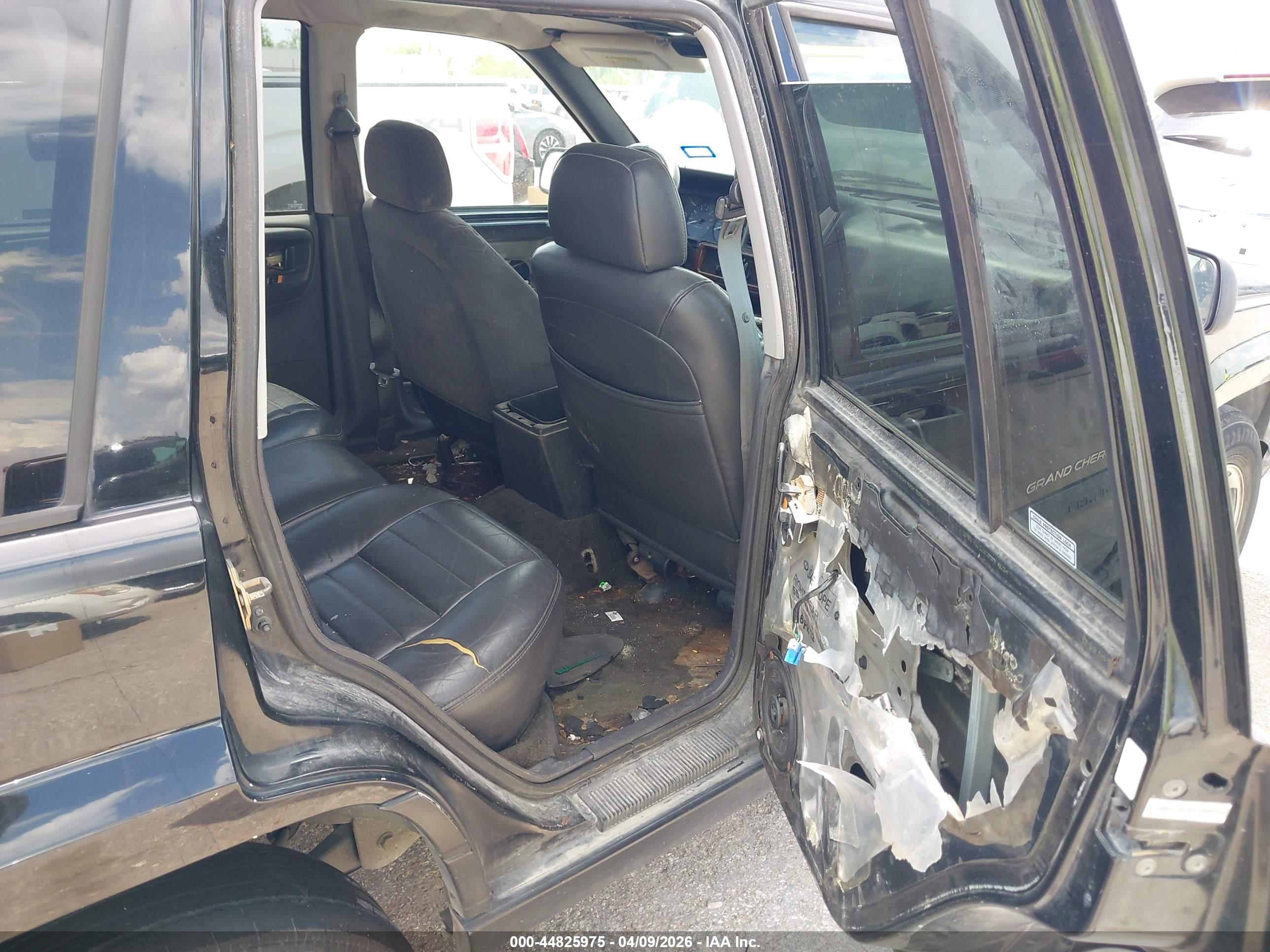 JEEP GRAND image 8