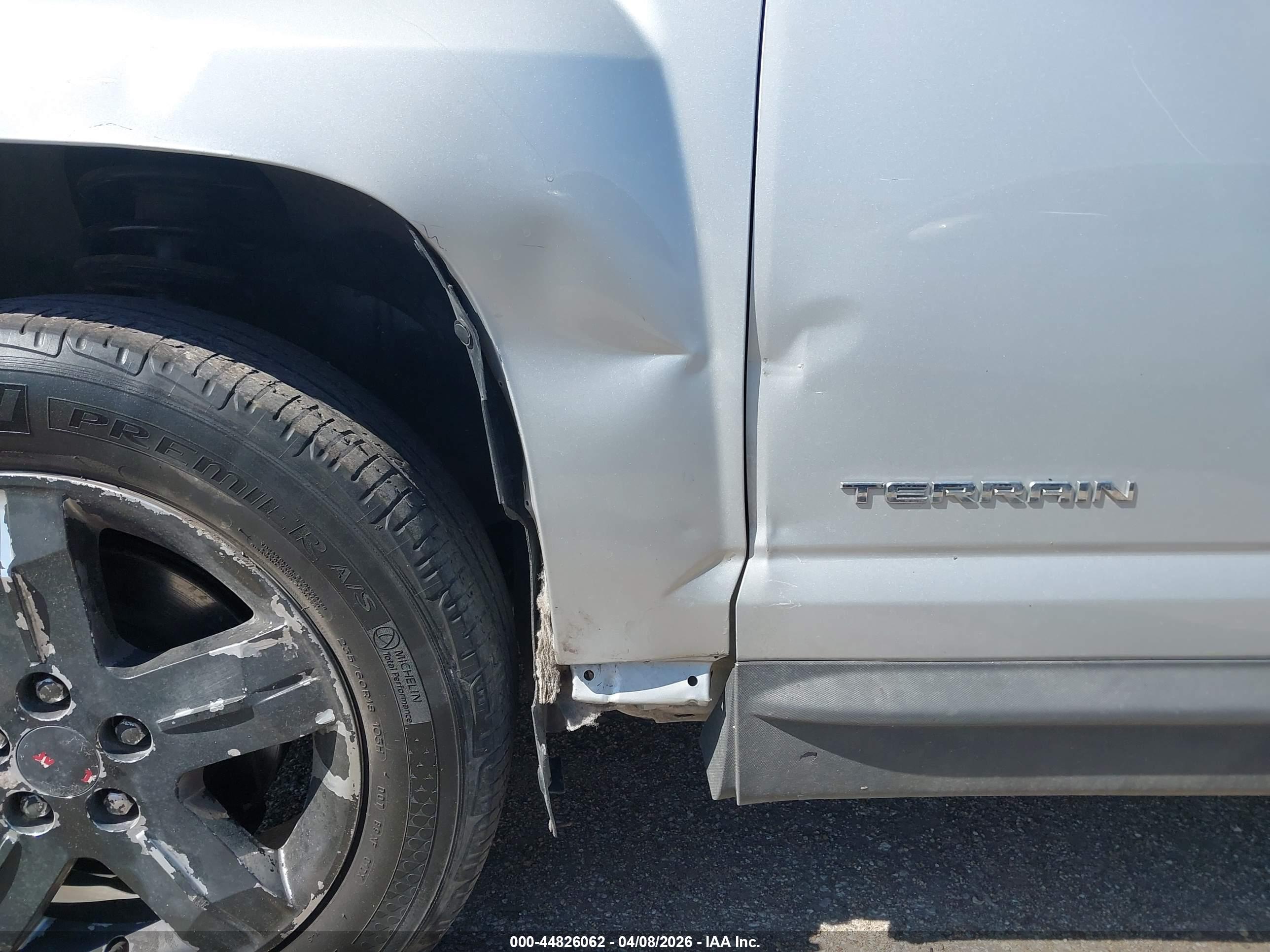 GMC TERRAIN image 6
