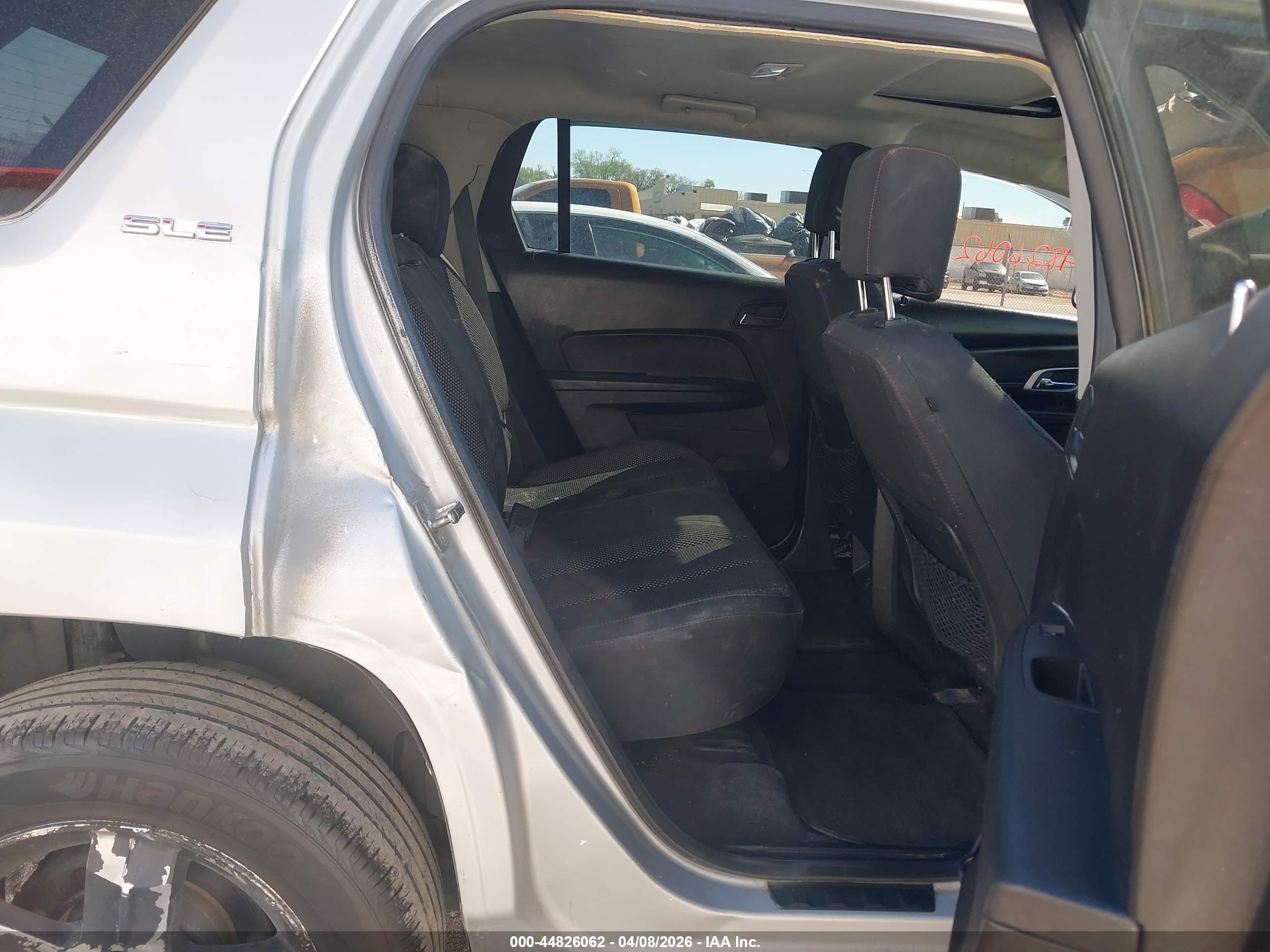 GMC TERRAIN image 8