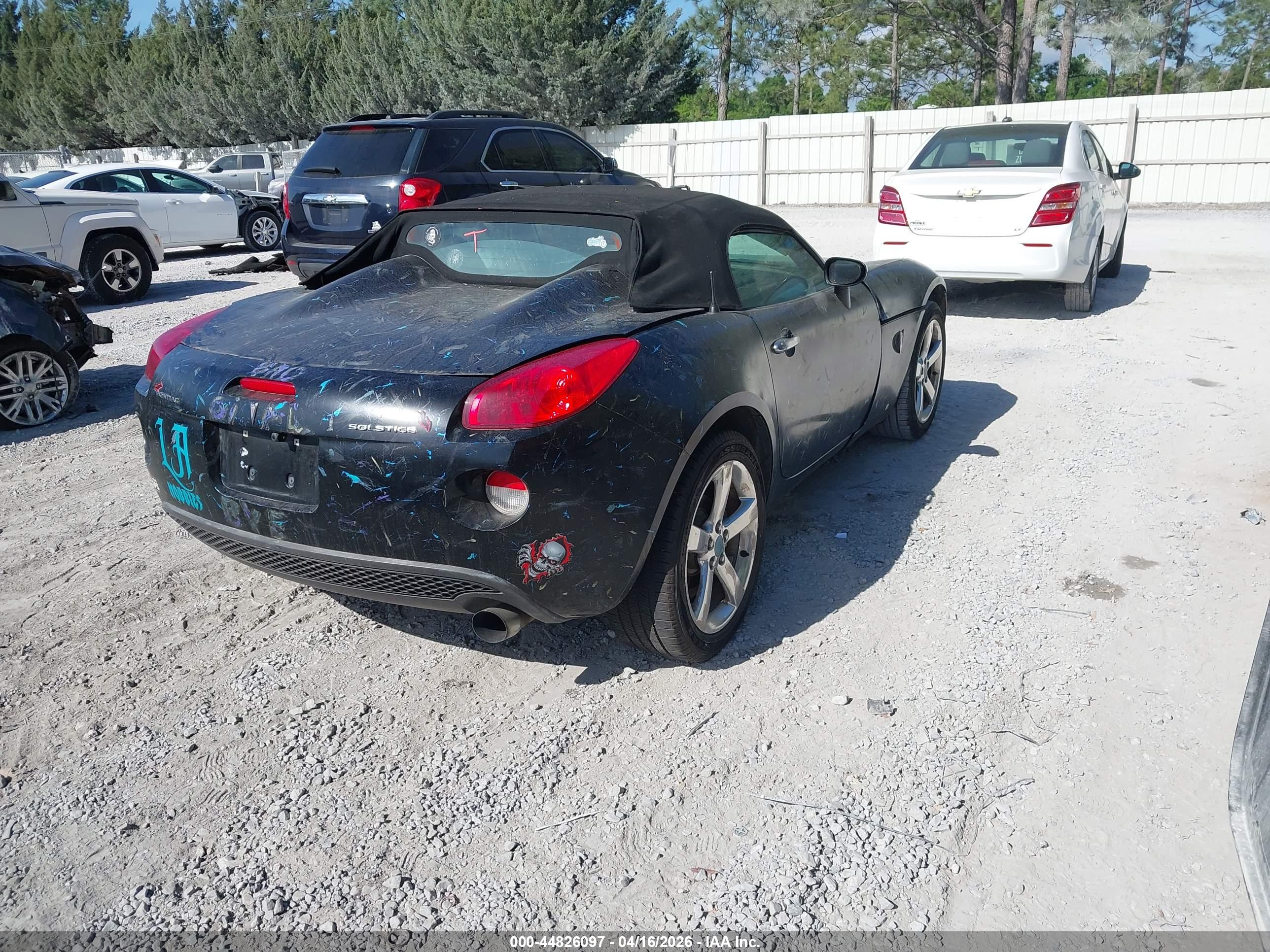 PONTIAC SOLSTICE image 4