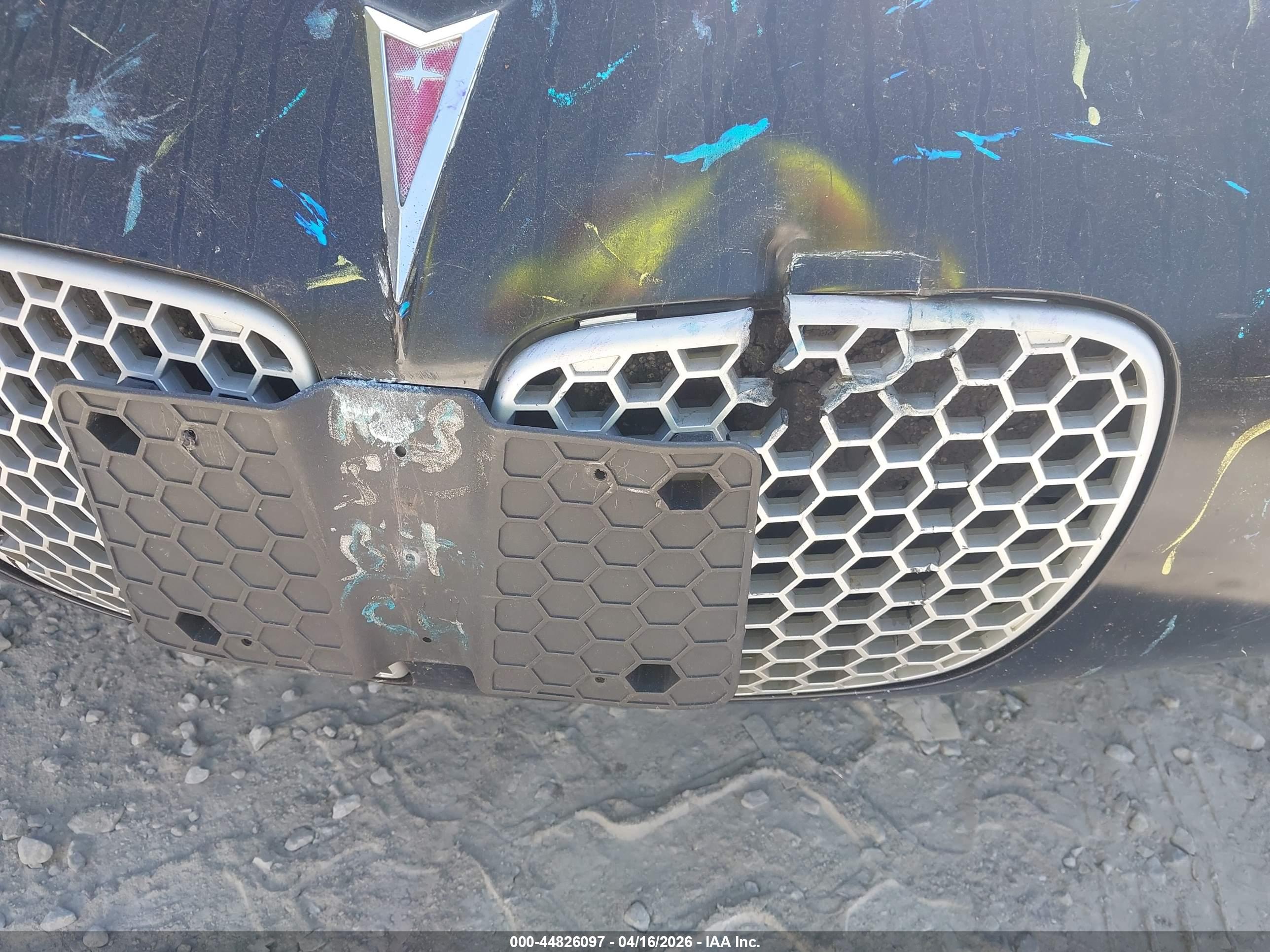 PONTIAC SOLSTICE image 6