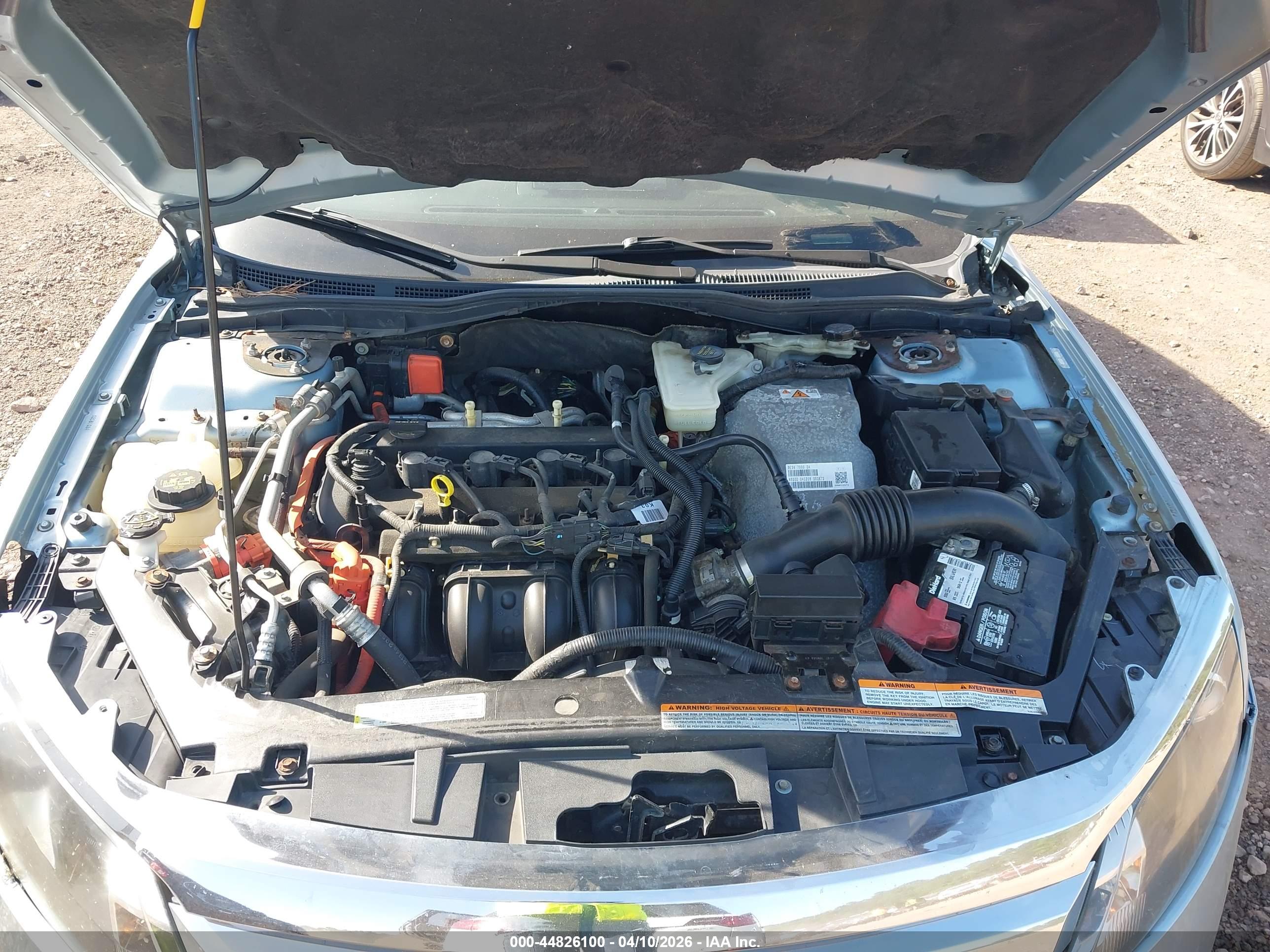FORD FUSION image 10