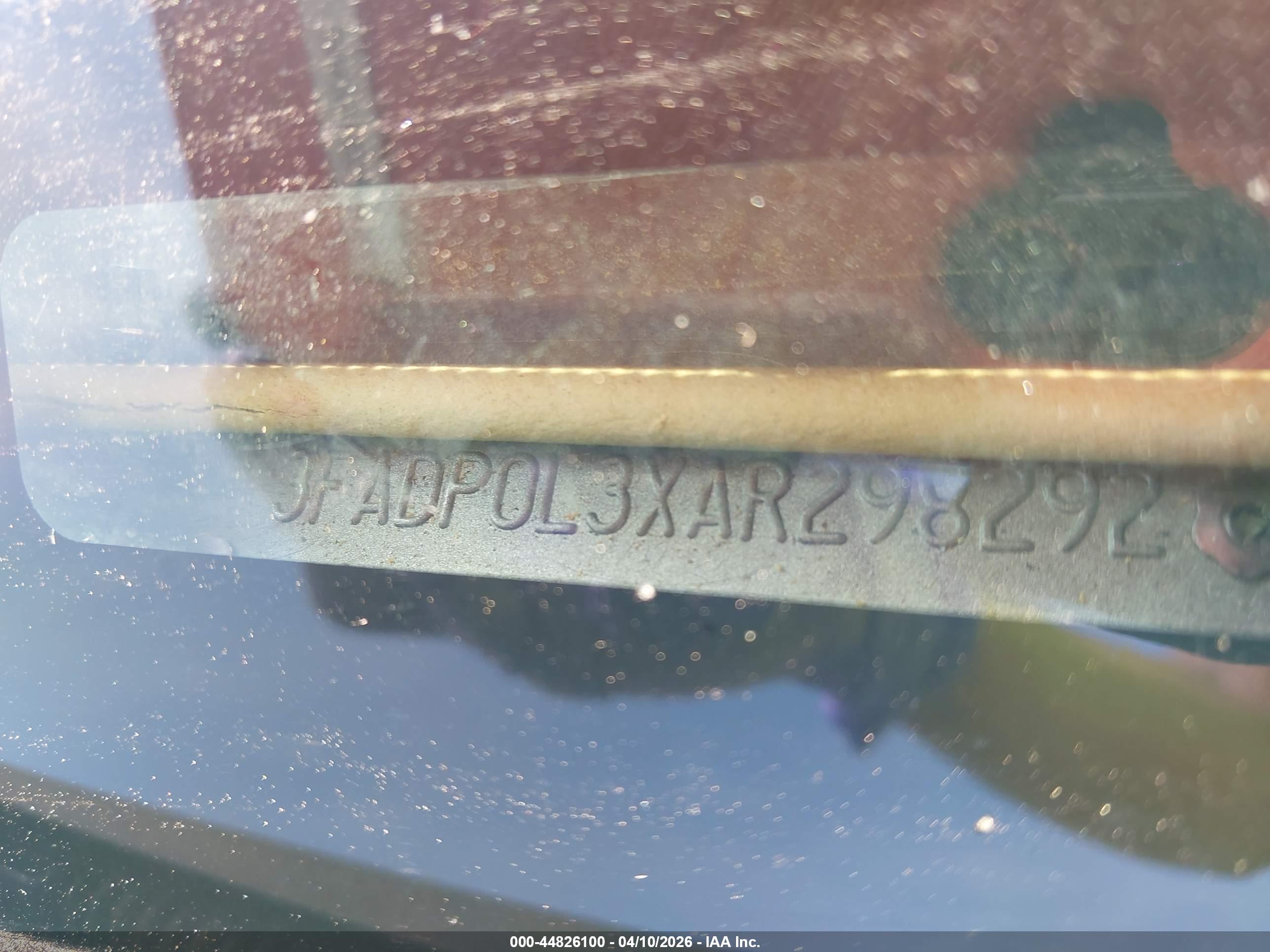 FORD FUSION image 9