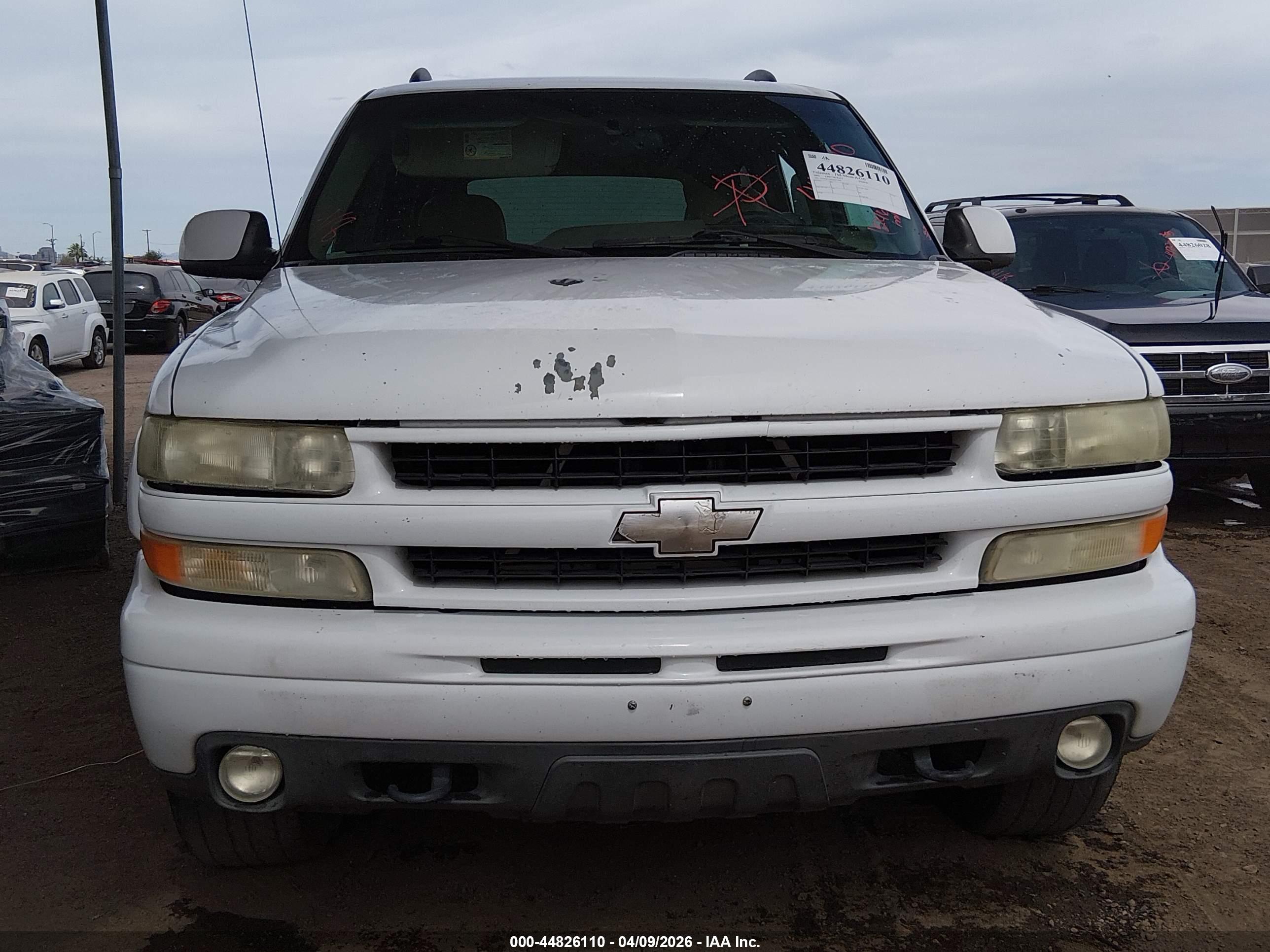 CHEVROLET TAHOE image 6