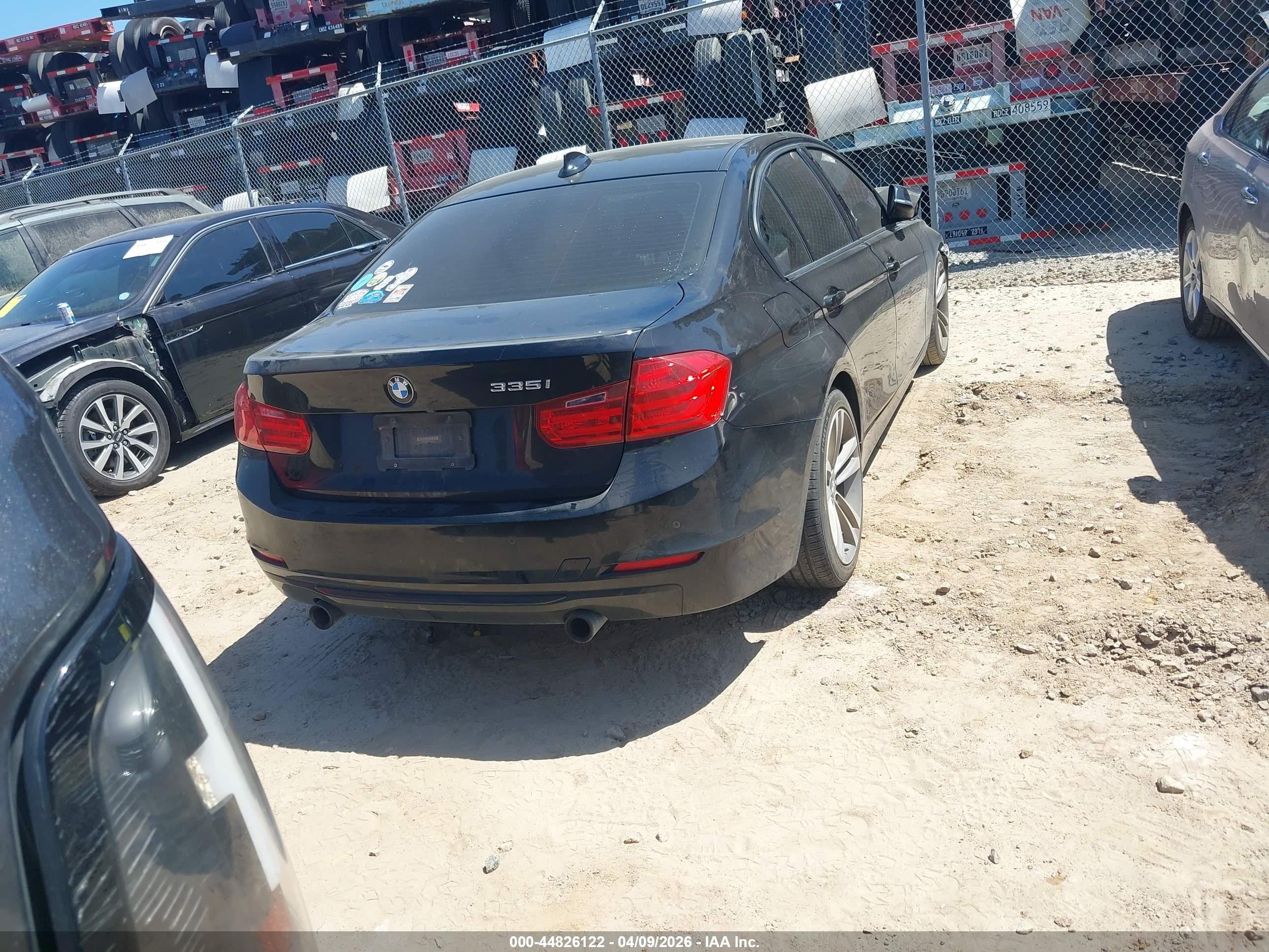 BMW 335I image 4